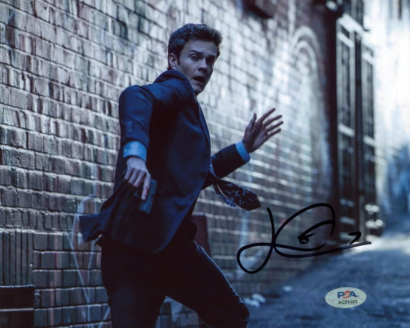 Jack Quaid — Jack Quaid Novocaine Authentic Signed 8x10 Horizontal Photo PSA/DNA #AQ51485