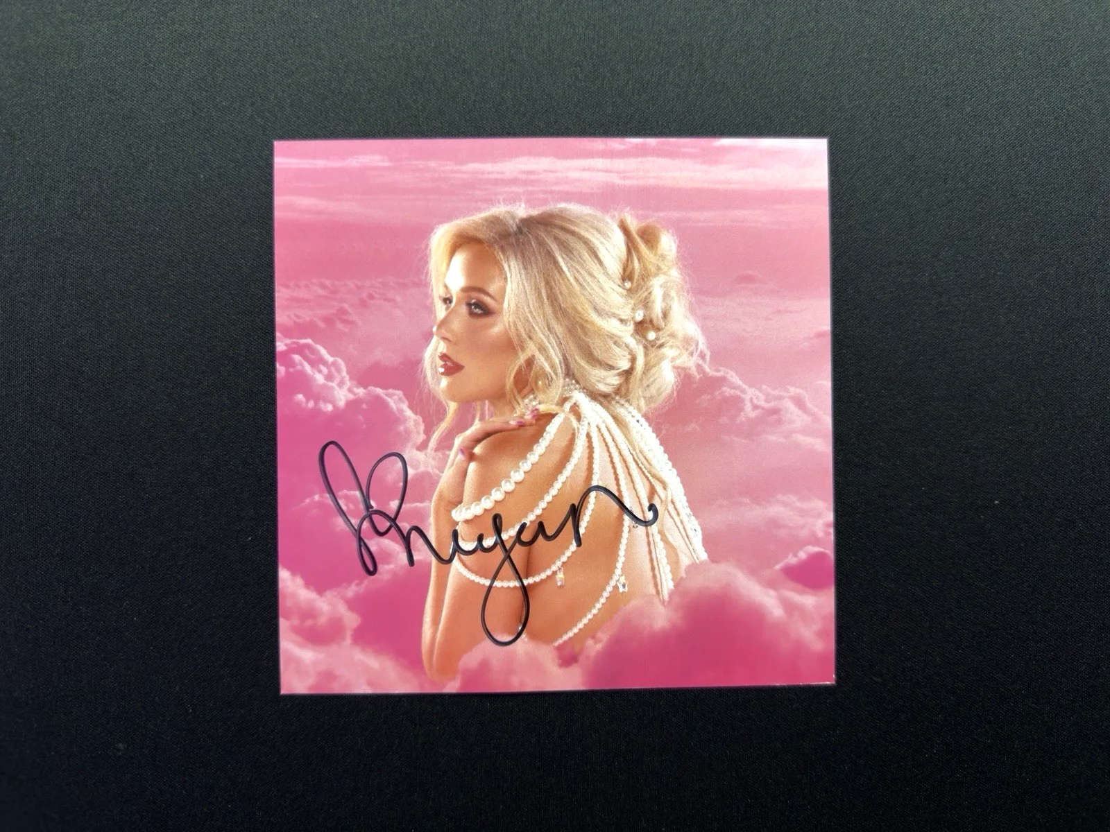 Megan Moroney Cloud 9 CD with Signed Insert Autographed Country Music, image 2