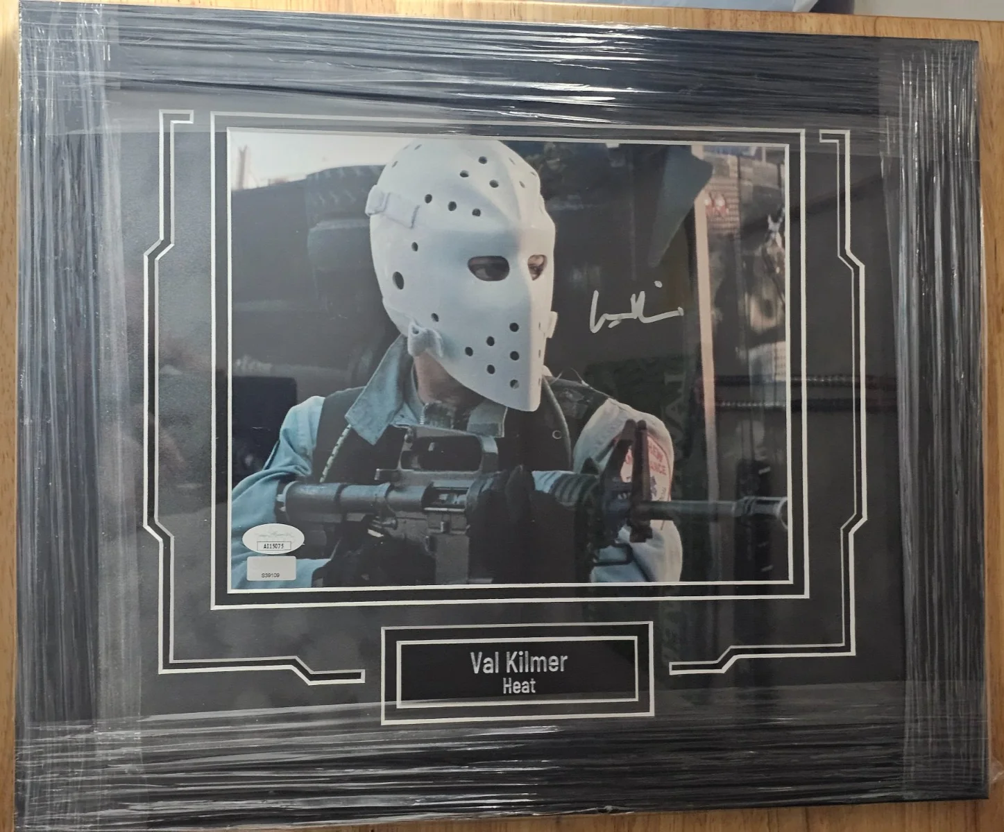Val Kilmer Signed 8X10 Photo HEAT Autographed JSA COA W/ 13X16 FRAME, image 2