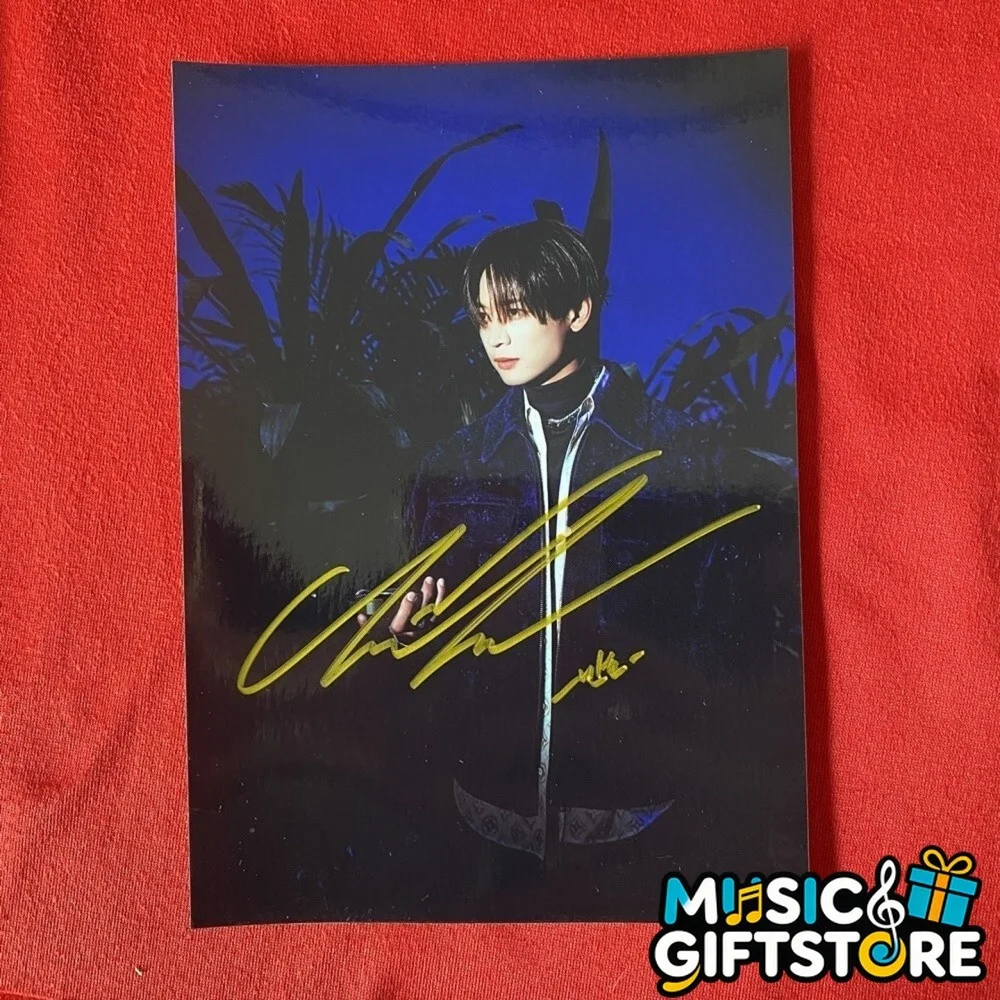 SHINee Minho Autographed Signed Photo 4*6 K-POP COLLECTION AUTOGRAPHED 2025 #MUG, изображение 3