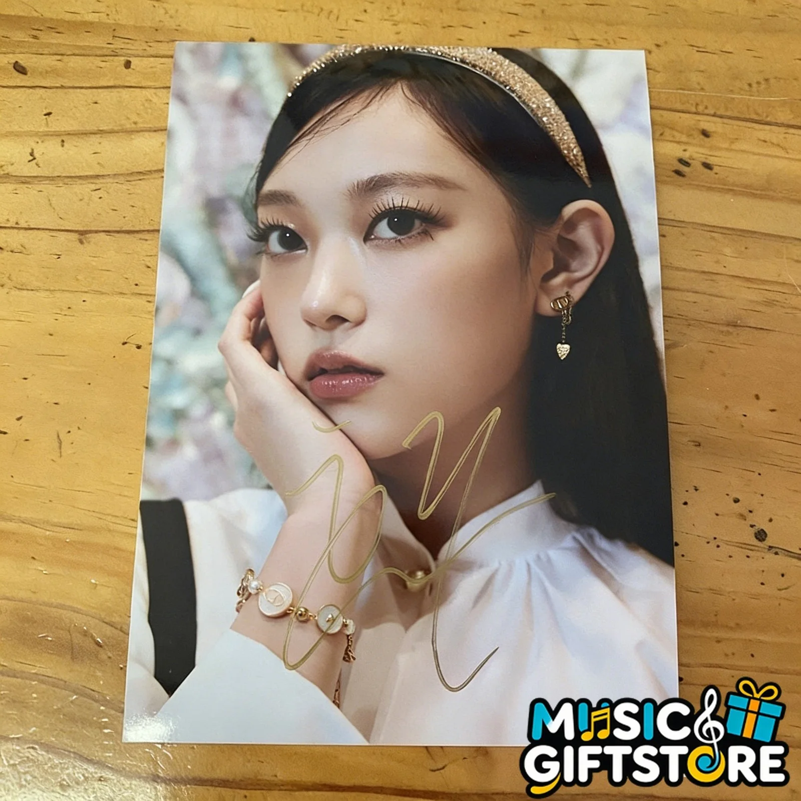 NEWJEANS HAERIN Autographed Signed Photo K-POP Collection 4*6 2025B #MUGS, изображение 3