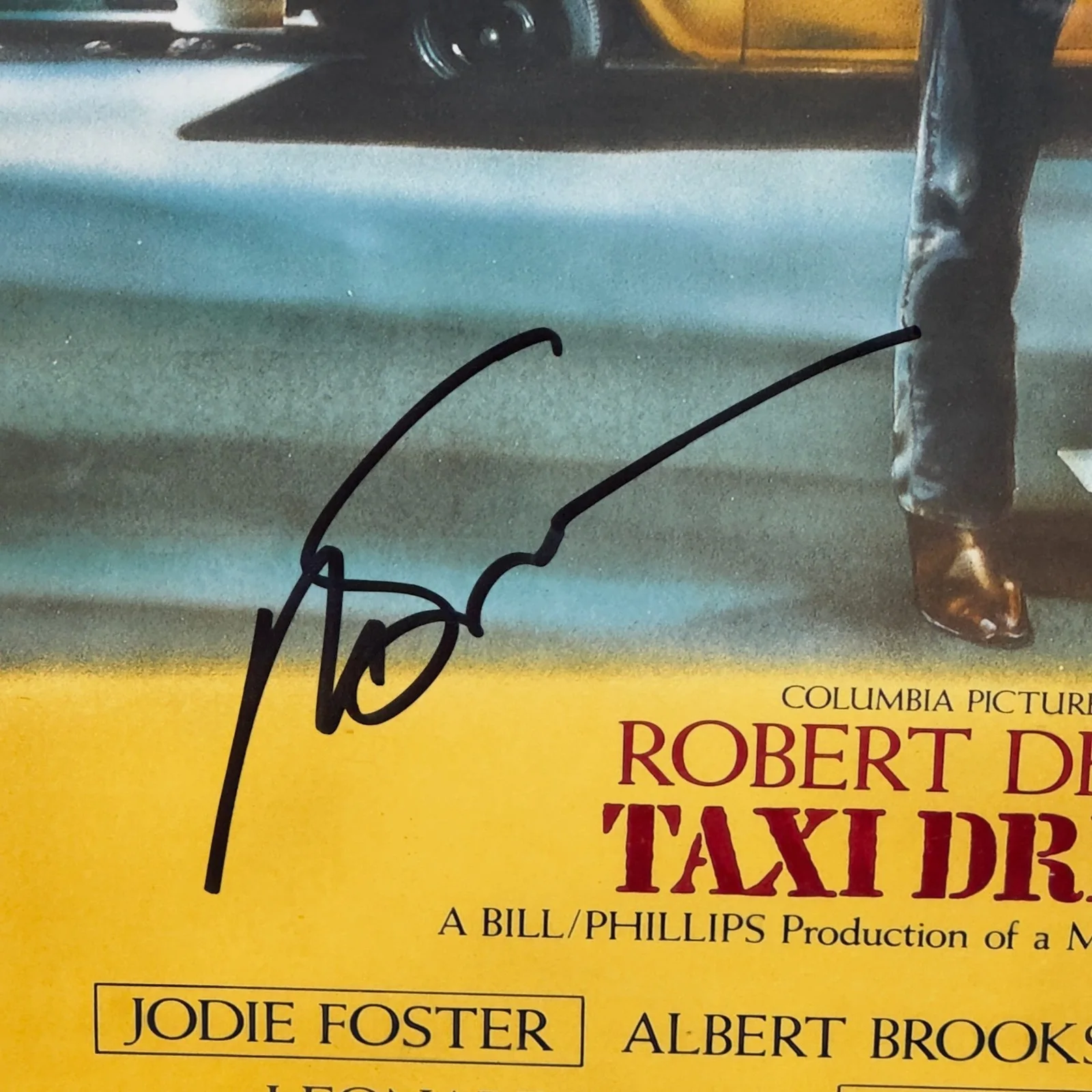 Martin Scorsese — Martin Scorsese Signed 12x18 Taxi Driver Photo Autographed Beckett Authentic, image 2