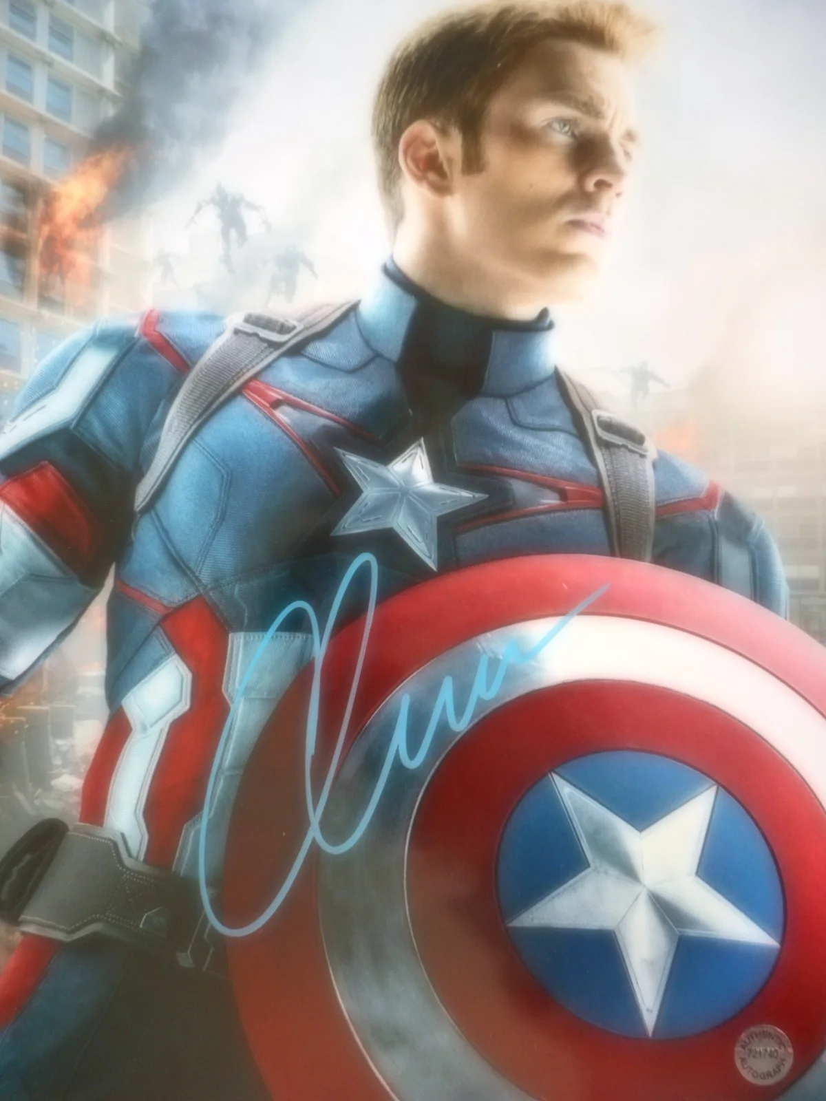 Chris Evans — Chris Evans signed CAPTAIN AMERICA Winter Soldier 8x10 Photo W/COA # Holo, изображение 2