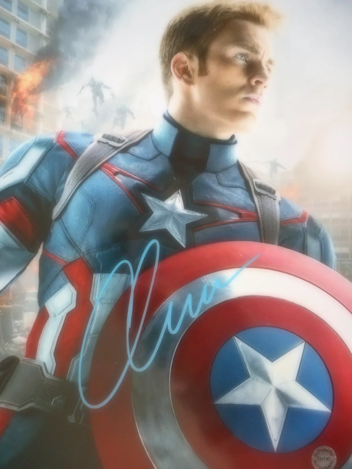 Chris Evans — Chris Evans signed CAPTAIN AMERICA Winter Soldier 8x10 Photo W/COA # Holo, изображение 3
