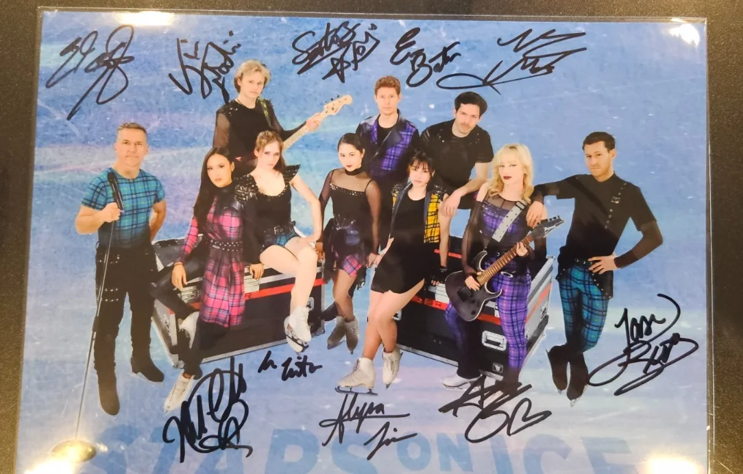 STOJKO, CHOCK, MALININ, LEVITO, SATOKO, BATES, LIU, MESSING, GLENN, BROWN — Olympic Champs Multi Auto 8x10 JSA Liu Malinin Glenn Chock Bates Levito Stojko, изображение 4