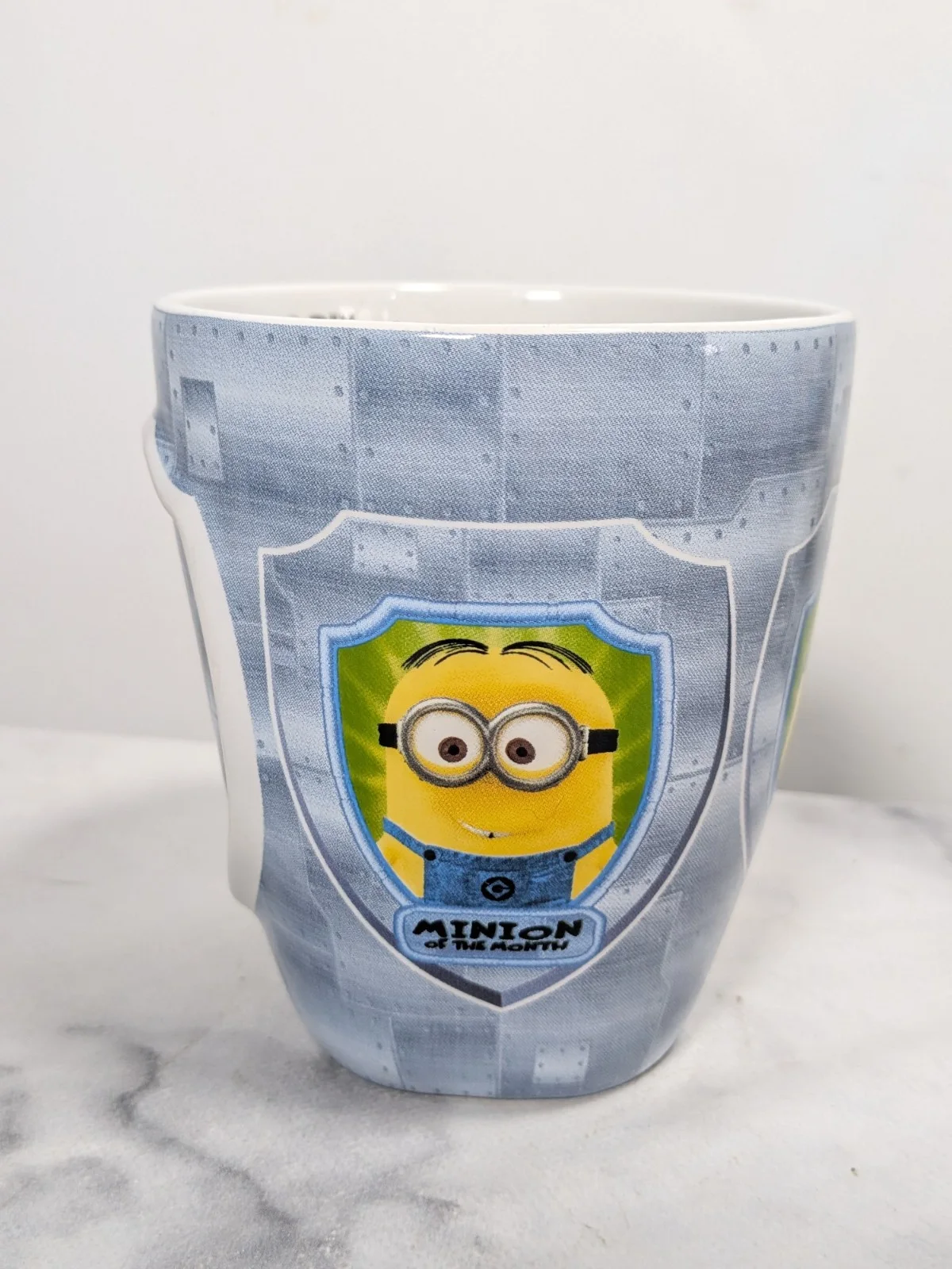 Vintage Minion Mug Novelty Minion Of The Month Universal Studios Collectible, изображение 2