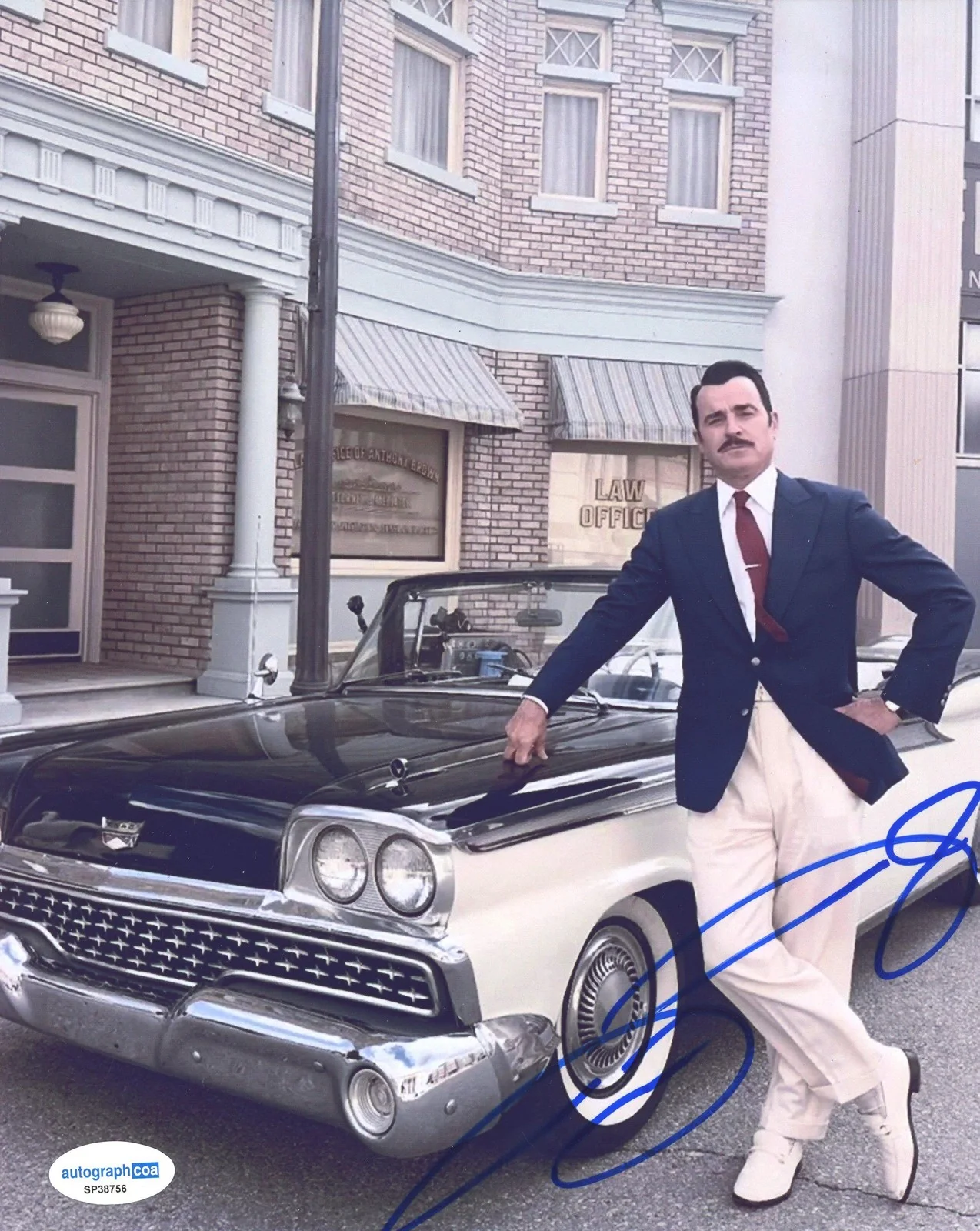 Justin Theroux — Justin Theroux "Fallout" AUTOGRAPH Signed 'Robert House' 8x10 Photo ACOA, изображение 2
