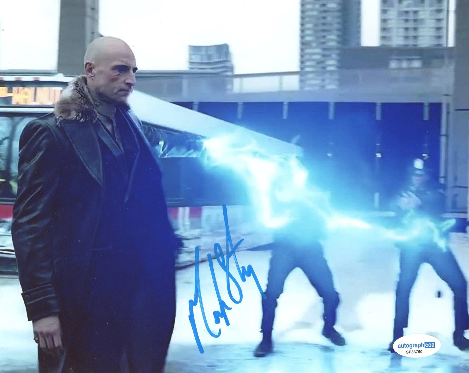 Mark Strong — Mark Strong "Shazam!" AUTOGRAPH Signed 'Dr. Thaddeus Sivana' 8x10 Photo ACOA, image 2