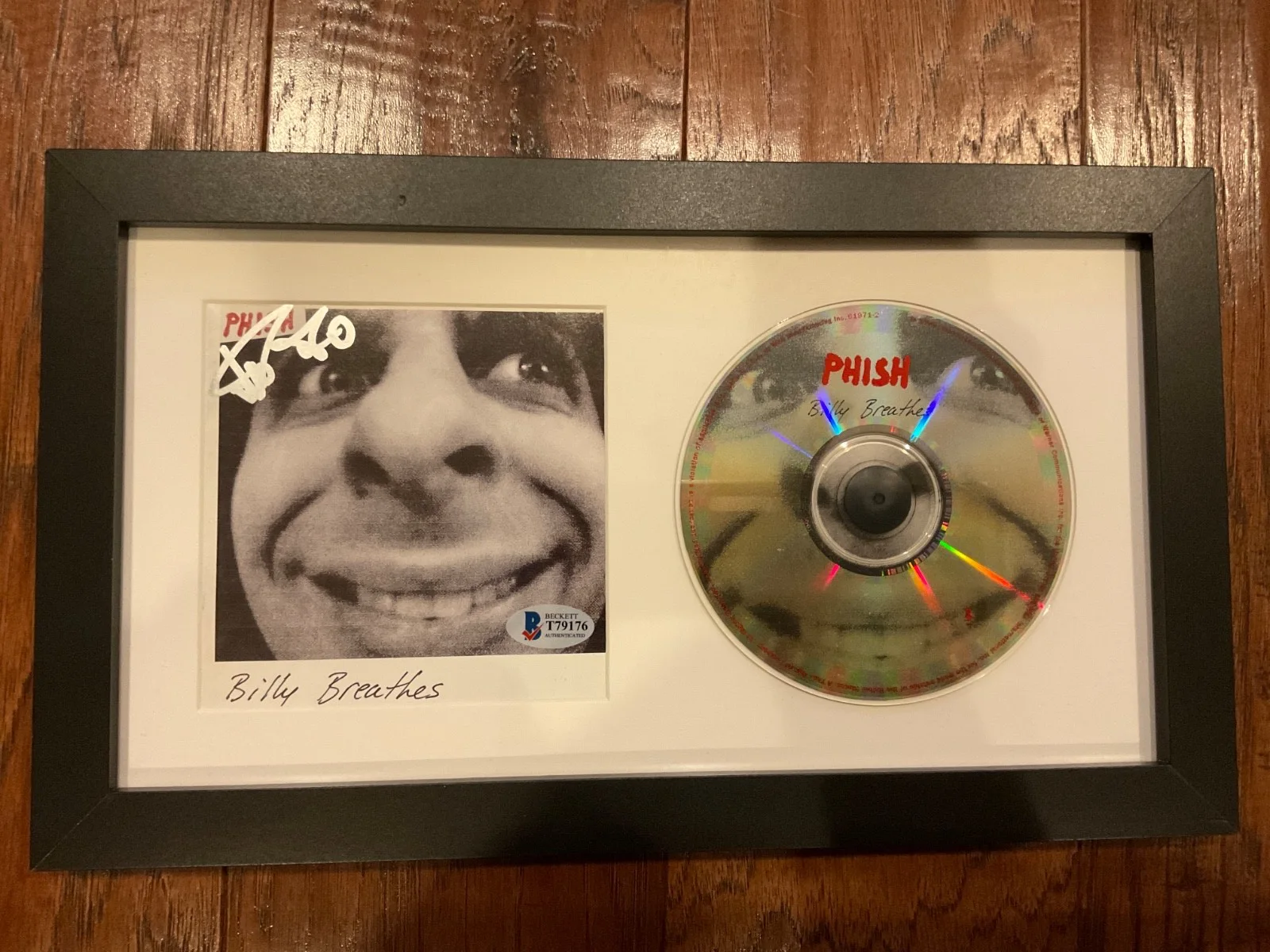 Trey Anastasio — Trey Anastasio Phish Signed Autograph Billy Breathes Framed CD Display - Beckett, image 2
