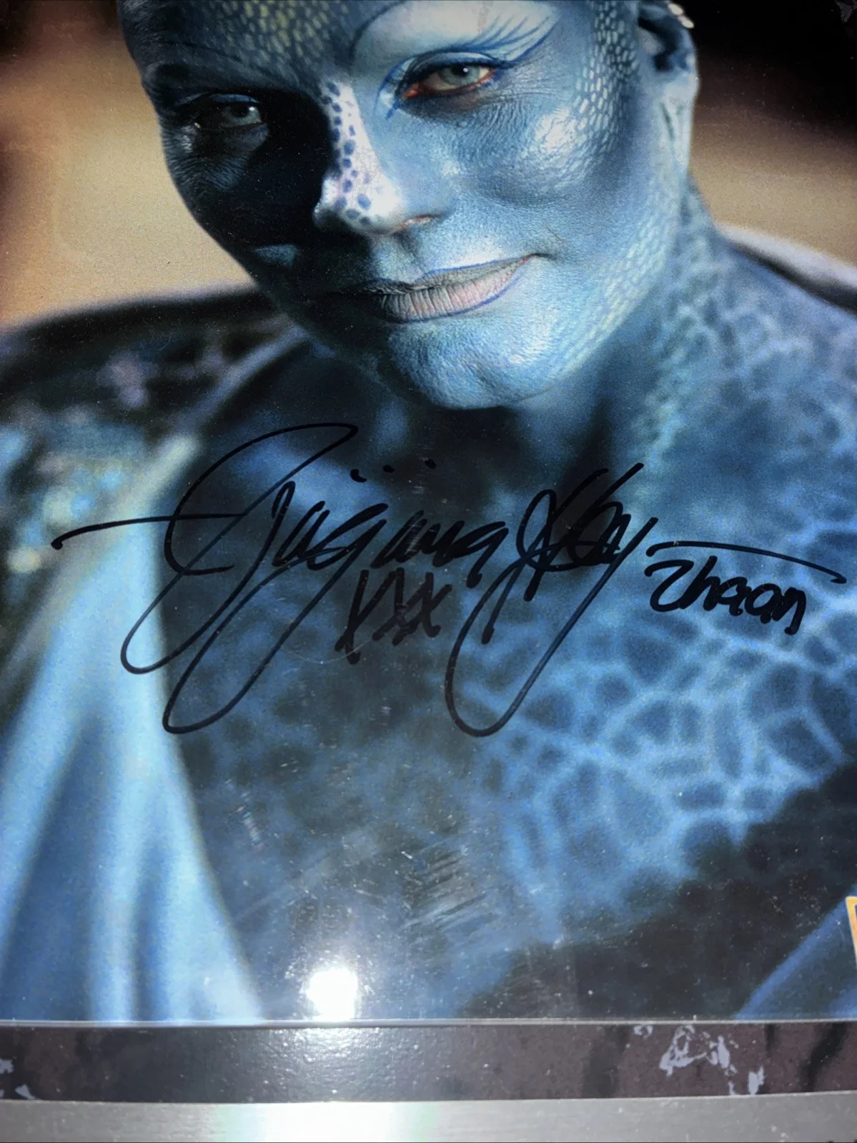 Virginia Hey — Virginia Hey As Pa’u Zotoh Zhaan 10x15 Signed Photo Farscape Autograph 005/100, изображение 2