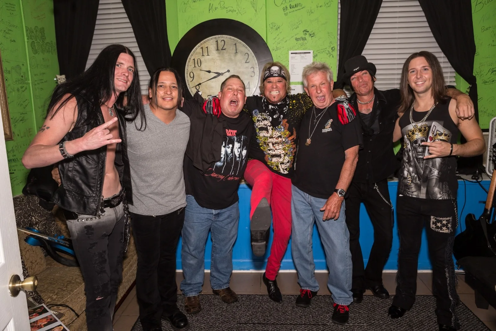 Ratt Band Signed In Person 12" Black Drumhead 2016 Arcada Theatre Picture Proof, image 3