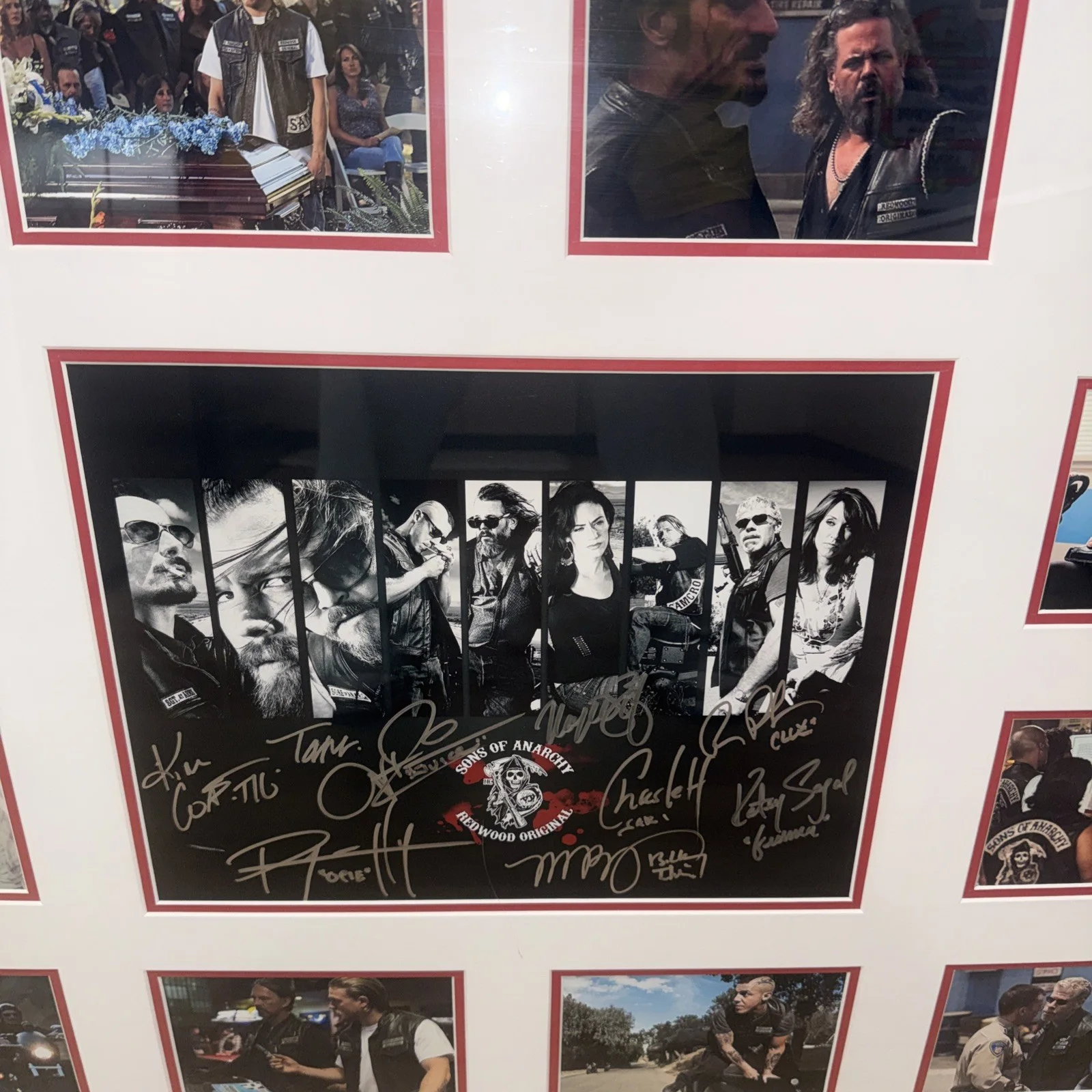 Charlie Hunnam/Ryan Hurst/Ron Pearlman — Price is firm!!!! Sons Of Anarchy Signed Cast(READ) Photo Autographed COA, image 2
