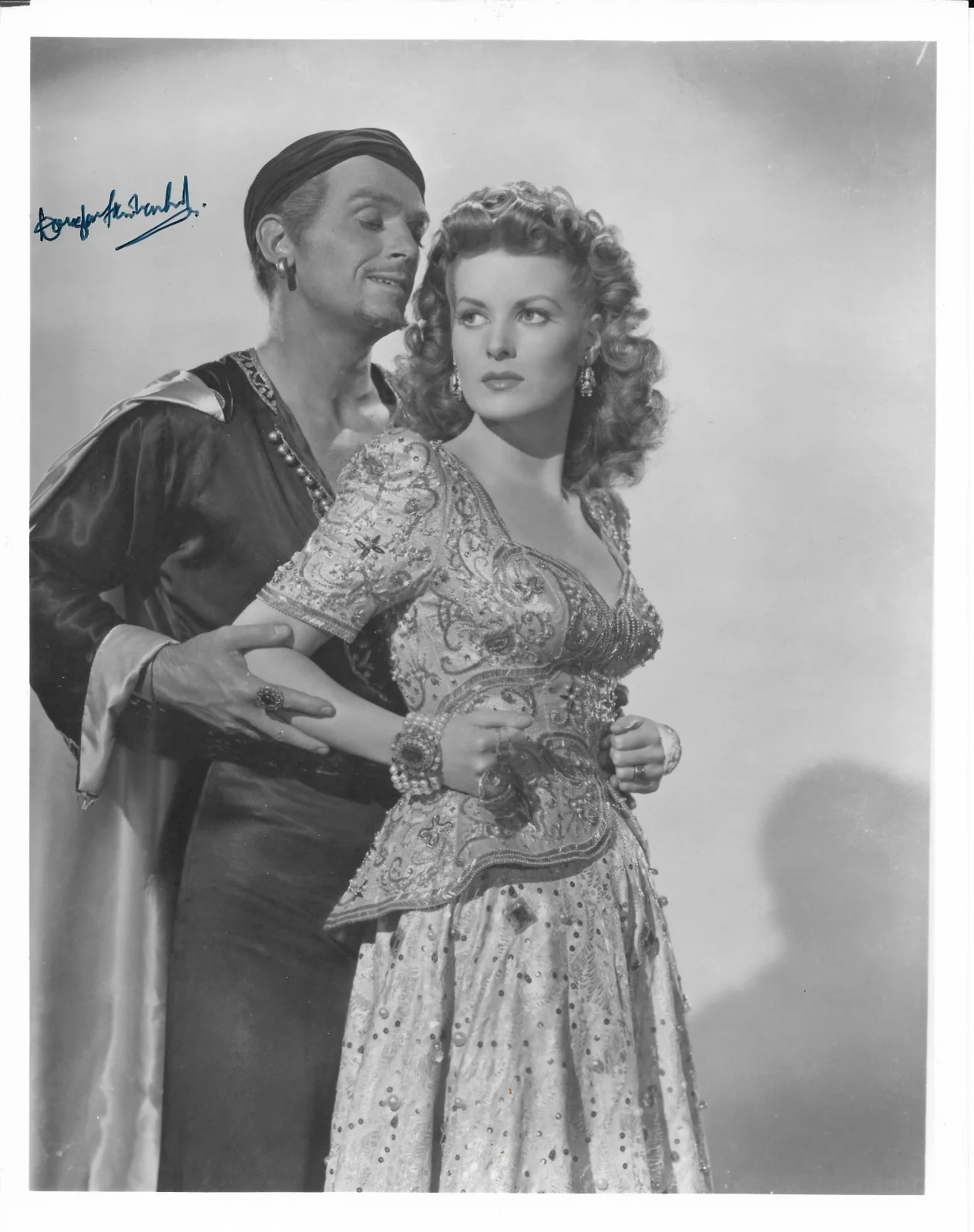 Douglas Fairbanks Jr — DOUGLAS FAIRBANKS JR. Signed 8 x 10 Pic Maureen O'Hara Estate Sinbad The Sailor