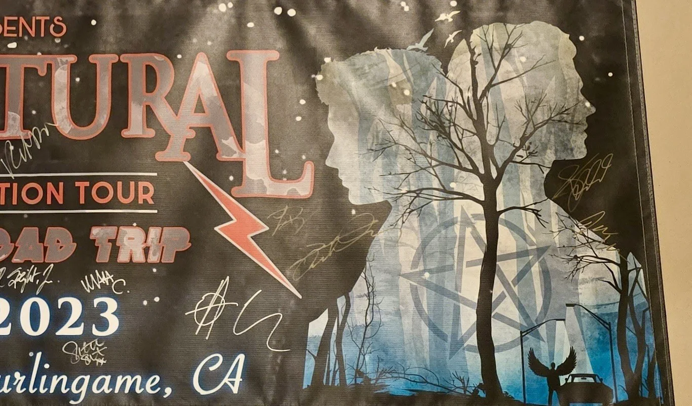 Supernatural Cast Signed Banner 20 Signatures RARE 2023, изображение 2