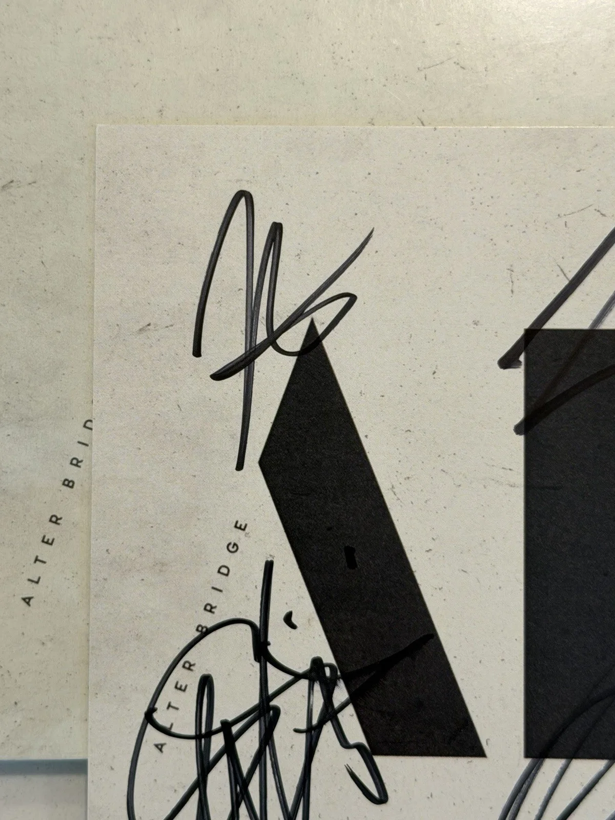 ALTER BRIDGE "AB" SIGNED CD W/ SIGNED CARD MYLES KENNEDY-TREMONTI-SCOTT-BRIAN 10, изображение 3