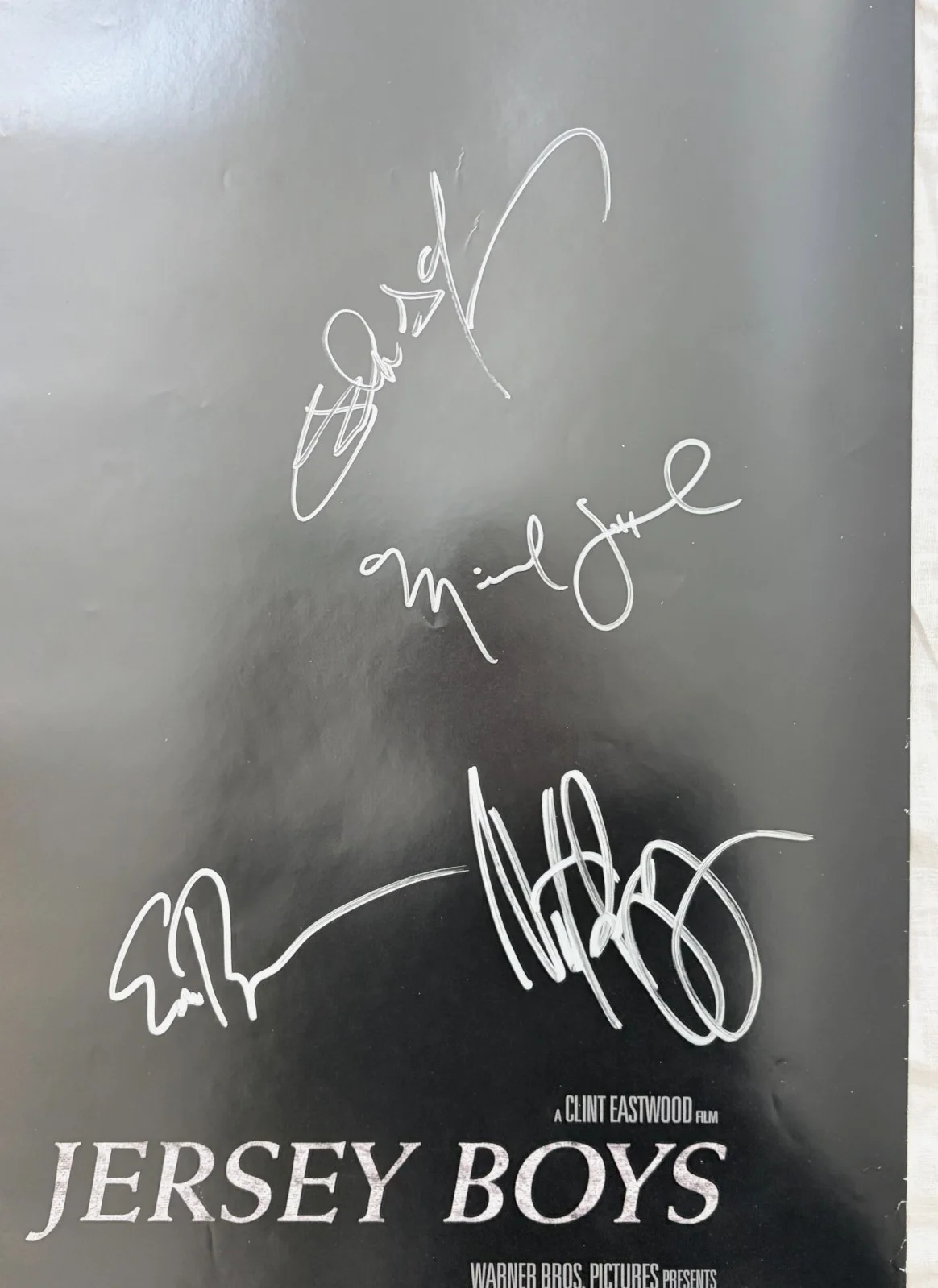 John Lloyd Young — Jersey Boys Cast Signed DS Movie Poster 27x40 John Lloyd Young Tony Award Winner, изображение 3