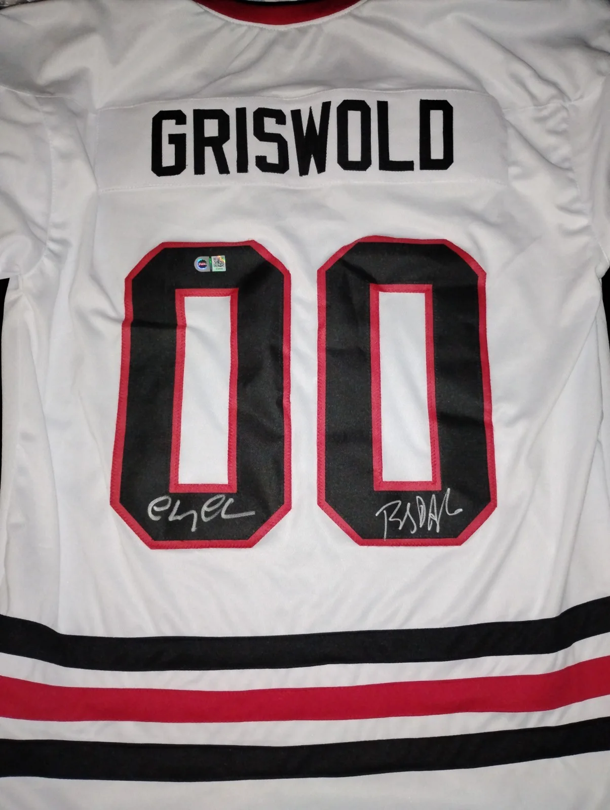 CHEVY CHASE — FRAMED DUAL SIGNED CUSTOM CHRISTMAS VACATION JERSEY COA CHEVY CHASE & B. DANGELO, image 5