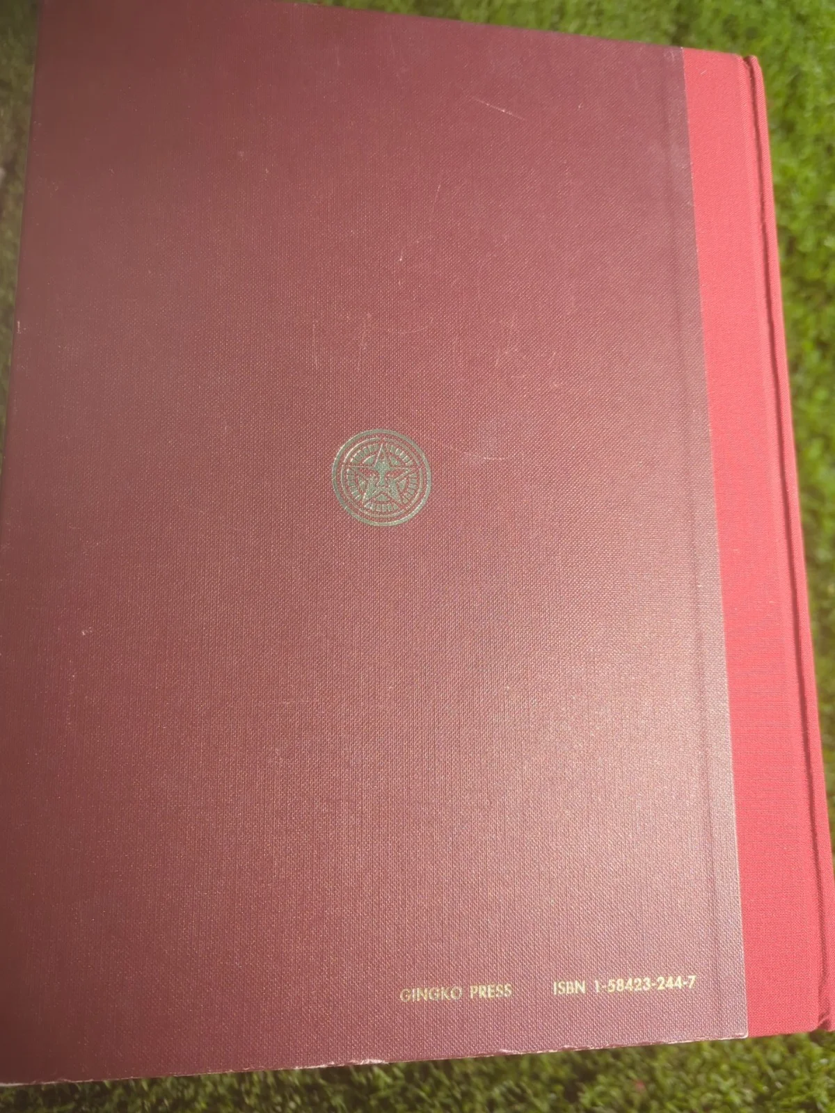 Shepard Fairey — Signed Personalized Shepard Fairey Larry Queen Book "Covert To Overt" Nice DRGL, image 3