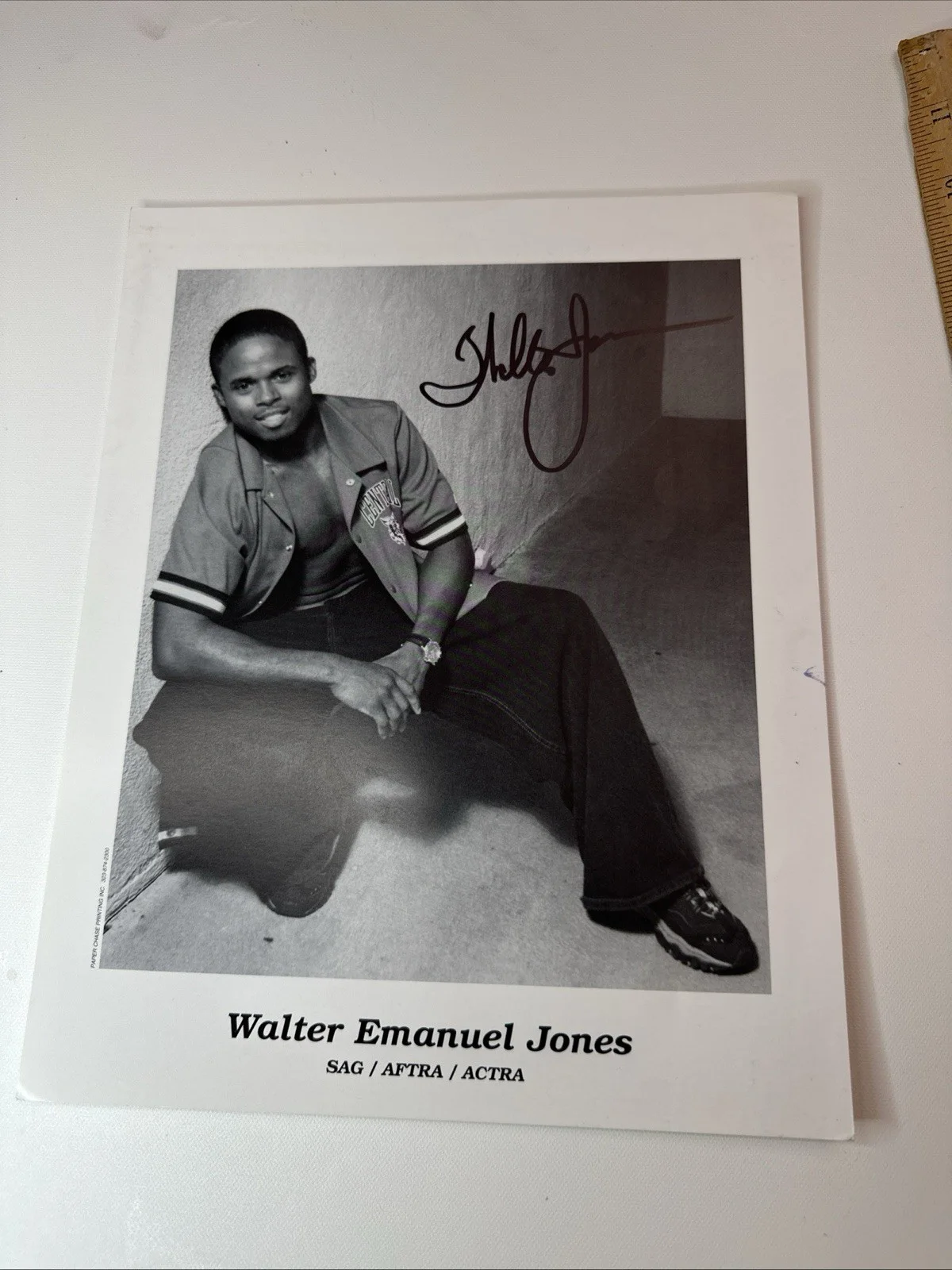 Walter Jones — Mighty Morphin Power Walter E Jones Black Ranger RARE VINTAGE signed 8x10 Photo