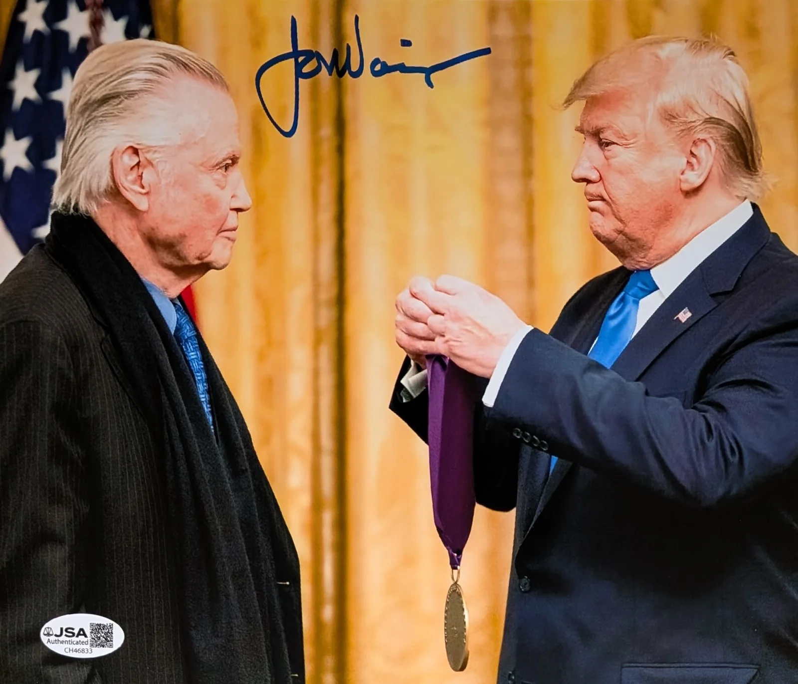 Jon Voight — Jon Voight Signed 8x10 Photo Autographed JSA COA Actor Medal Of Freedom Trump