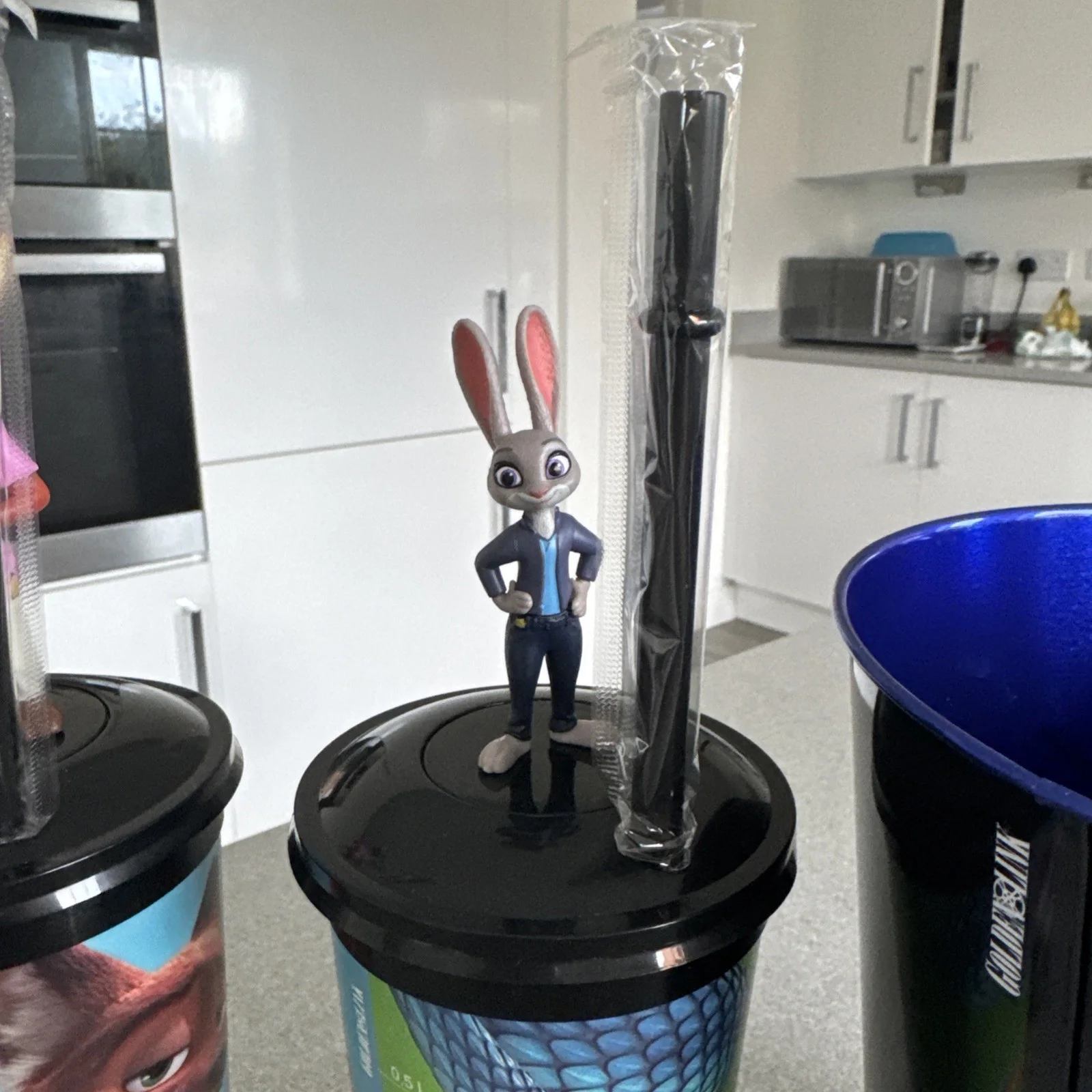 Zootropolis 2 UK Cinema Complete Set 4 Drinking Cups + Popcorn Bucket Disney, изображение 5