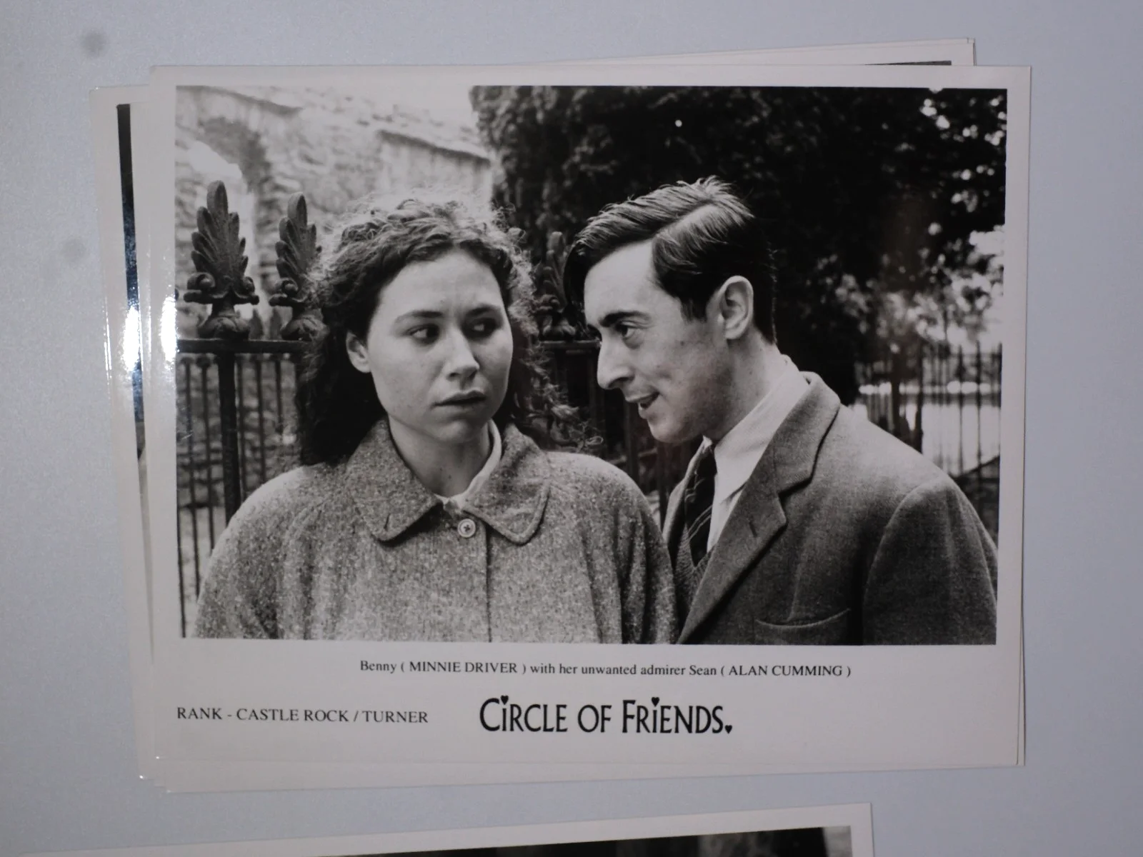 Circle of Friends x6 US Lobby Cards Chris O'Donnell Maeve Binchy 1995, изображение 2