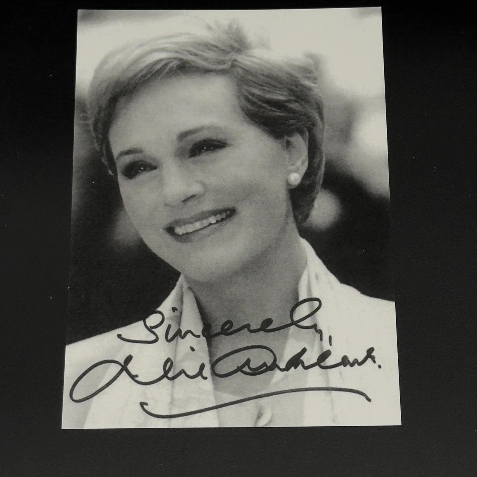 Julie Andrews — Julie Andrews Signed 5x7 Photo Autograph The Sound of Music Hand Signed Auto