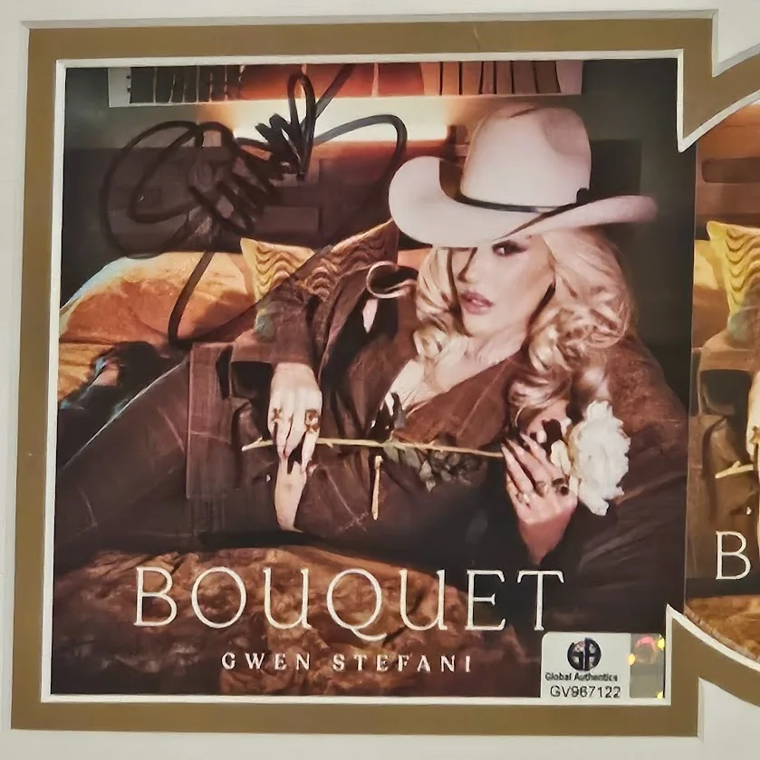Gwen Stefani signed Autographed Bouquet CD Global Authentics COA, image 2