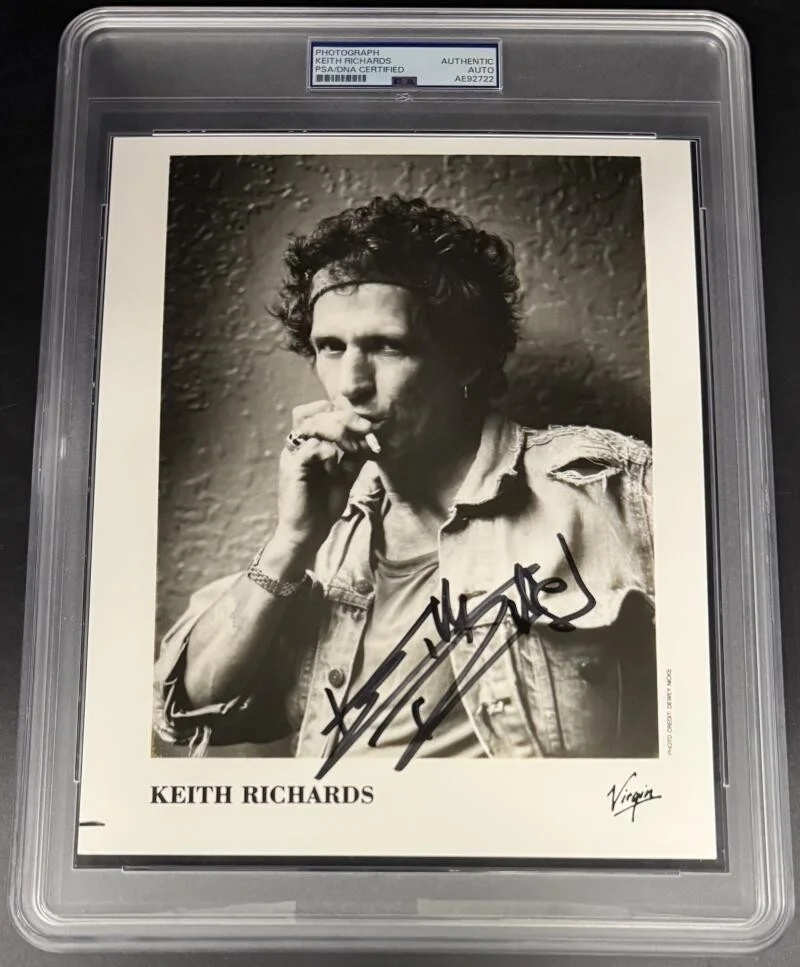 Keith Richards — Keith Richards Rolling Stones Signed Autograph PSA/DNA Encapsulated 8x10 Photo