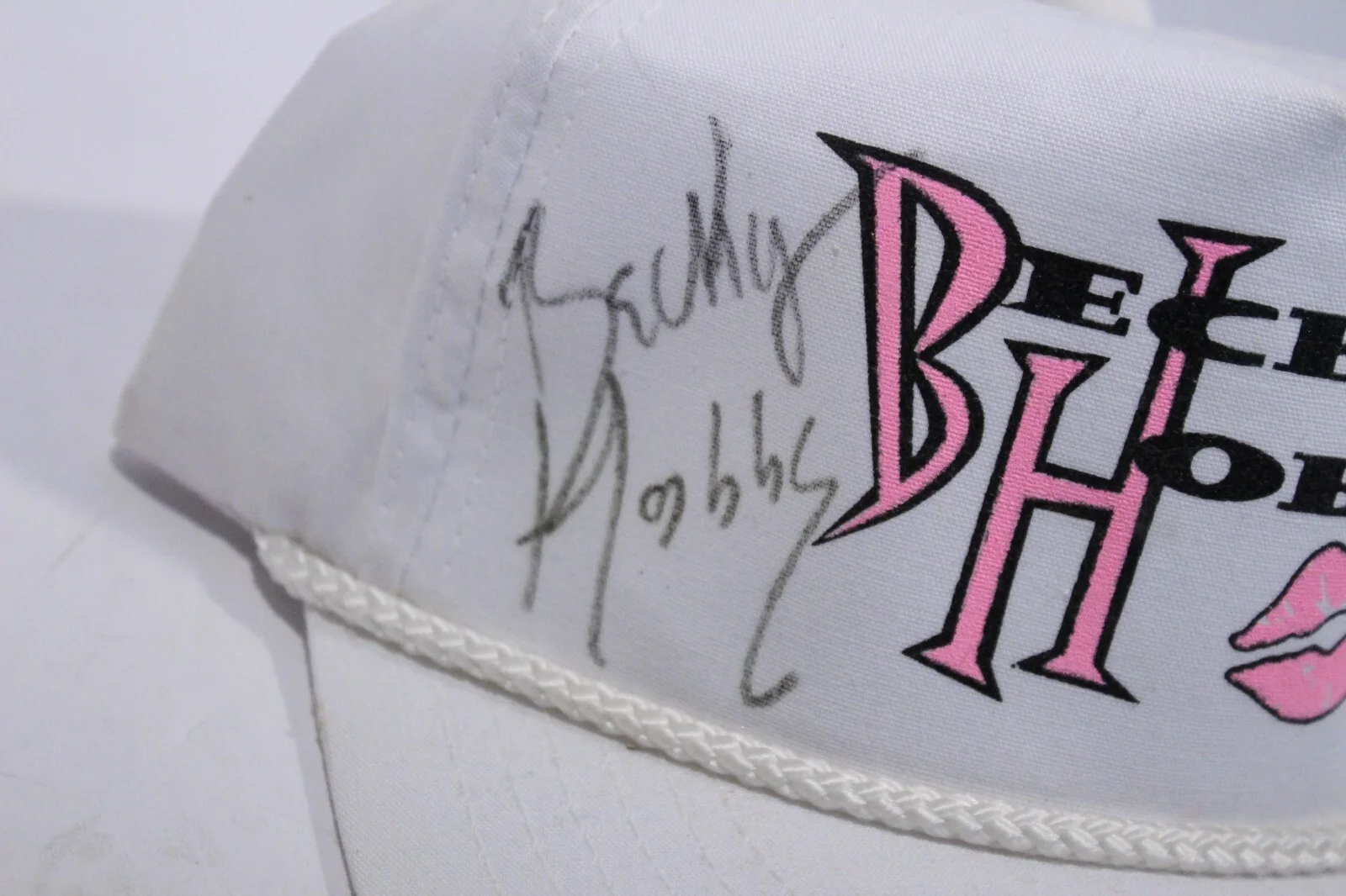 Becky Hobbs American Singer-Songwriter Signed Autographed Corded Baseball Hat, image 3