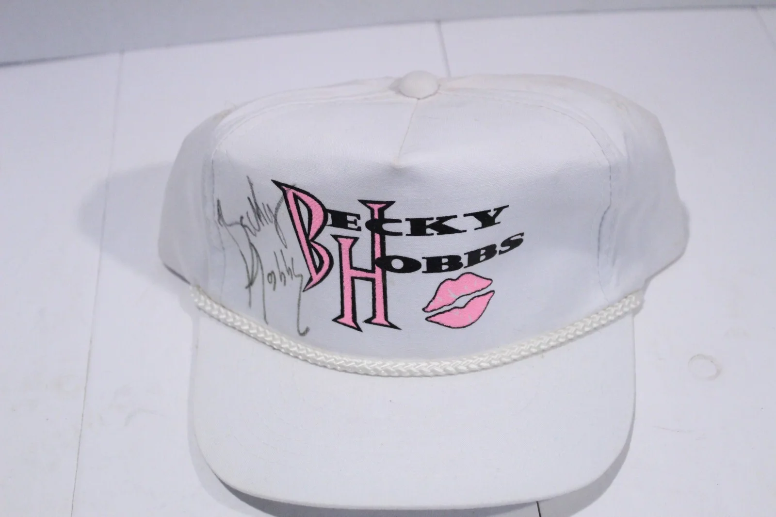 Becky Hobbs American Singer-Songwriter Signed Autographed Corded Baseball Hat, image 4