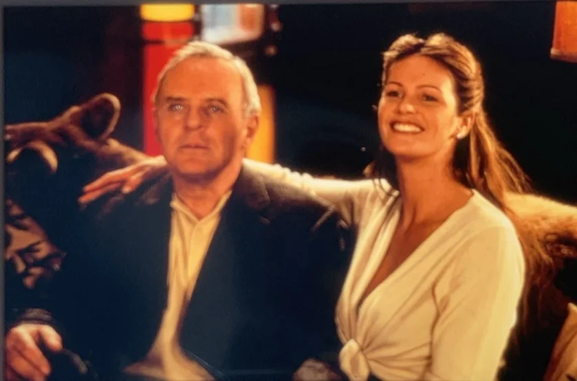THE EDGE Elle Macpherson Anthony Hopkins 1997 35mm Publicity Slides x2, изображение 2