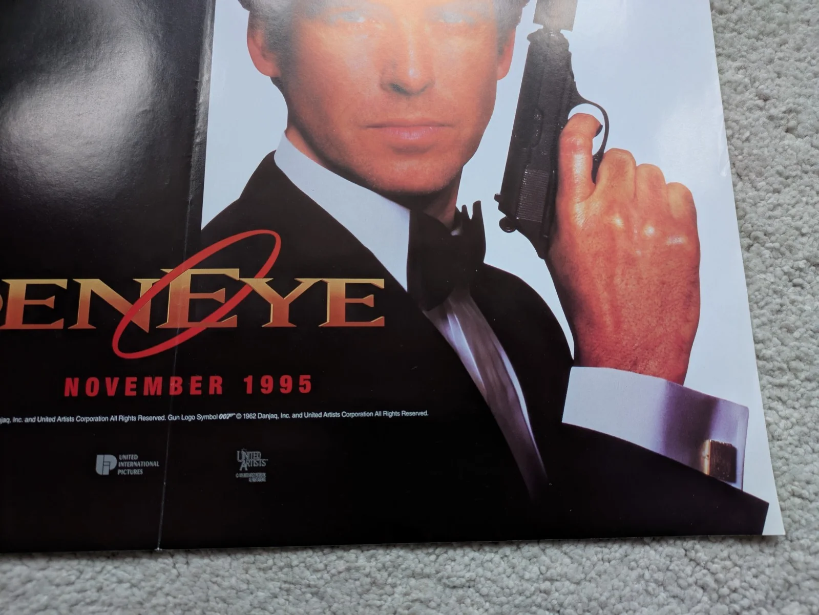 GOLDENEYE 007 Bond Pierce Brosnan movie Promo Mini Poster 16"x12" Good condition, изображение 5