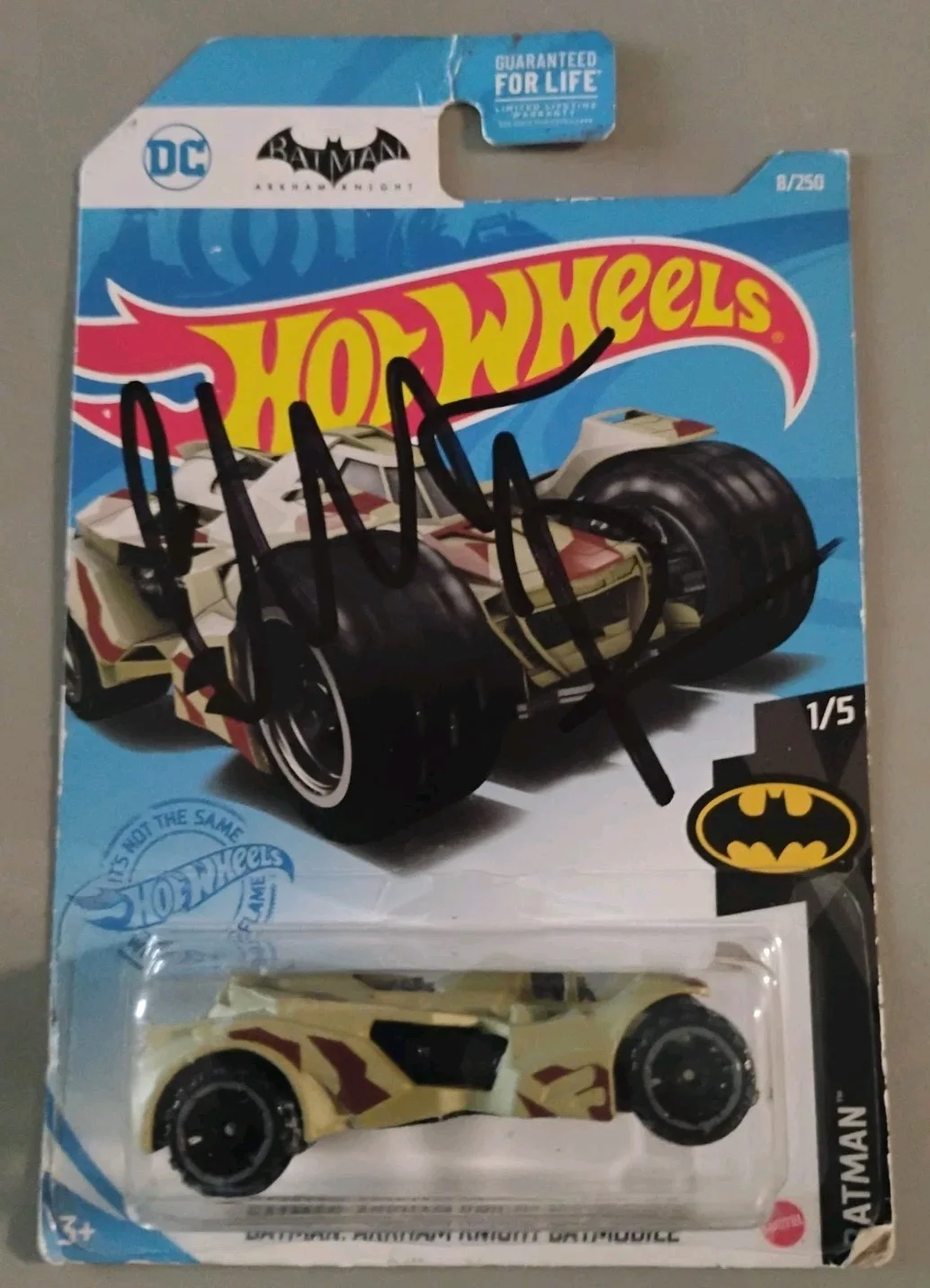 Christian Bale — CHRISTIAN BALE BATMAN THE DARK KNIGHT HOTWHEELS BATMOBILE SIGNED EXACT PROOF PIC