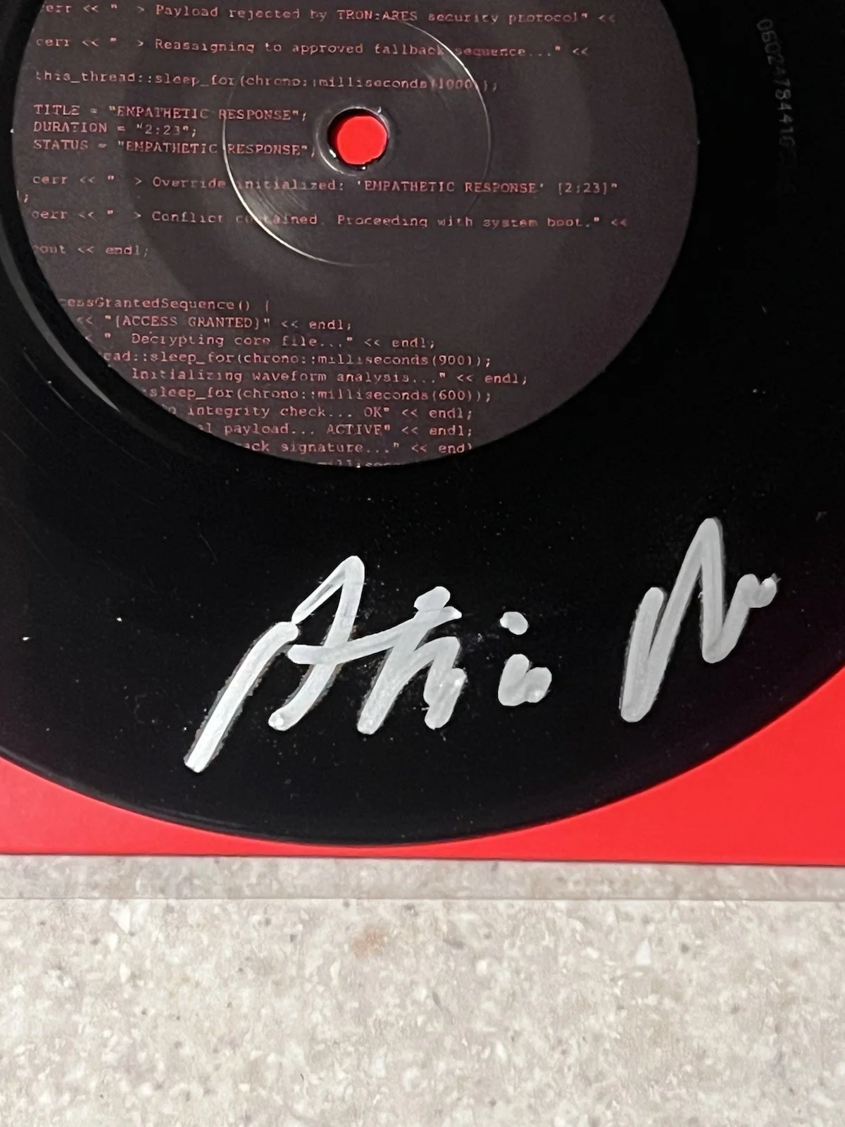 Atticus Ross Signed Tron Legacy 7” Vinyl PSA / DNA COA Nine Inch Nails Autograph, image 2