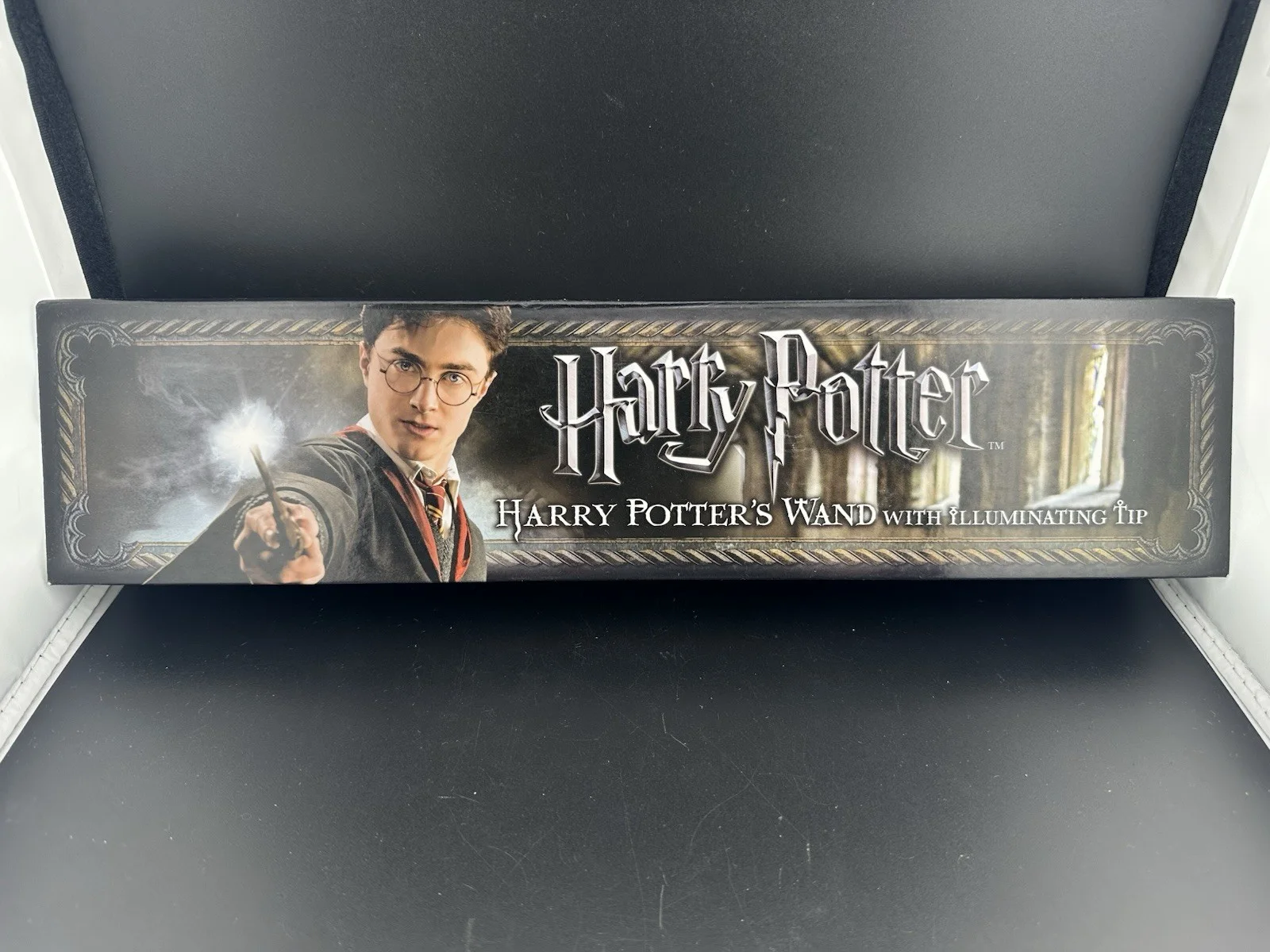 Daniel Radcliffe — Daniel Radcliffe Signed HARRY POTTER Autographed Illuminating Wand Beckett COA, изображение 2