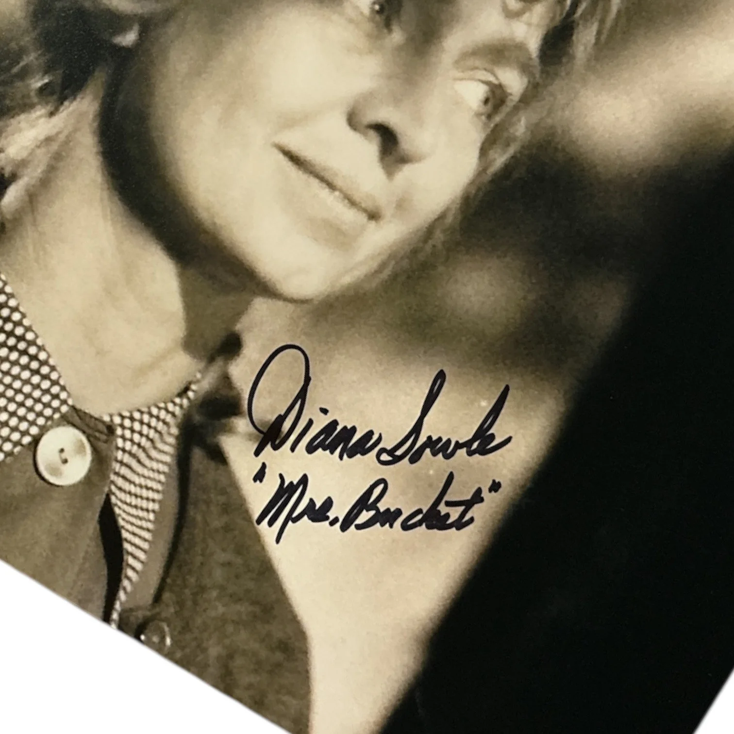 Diana Sowle — Diana Sowle (d. 2018) Autograph 8x10 Photo as Mrs. Bucket in Willy Wonka 1971!, изображение 2
