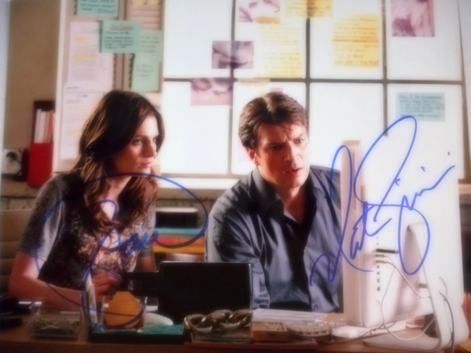 Stana Katic, Nathan Fillion — Stana Katic & Nathan Fillion 2x signed Castle 8x10 Photo W/ COA & #d Holograms, изображение 2