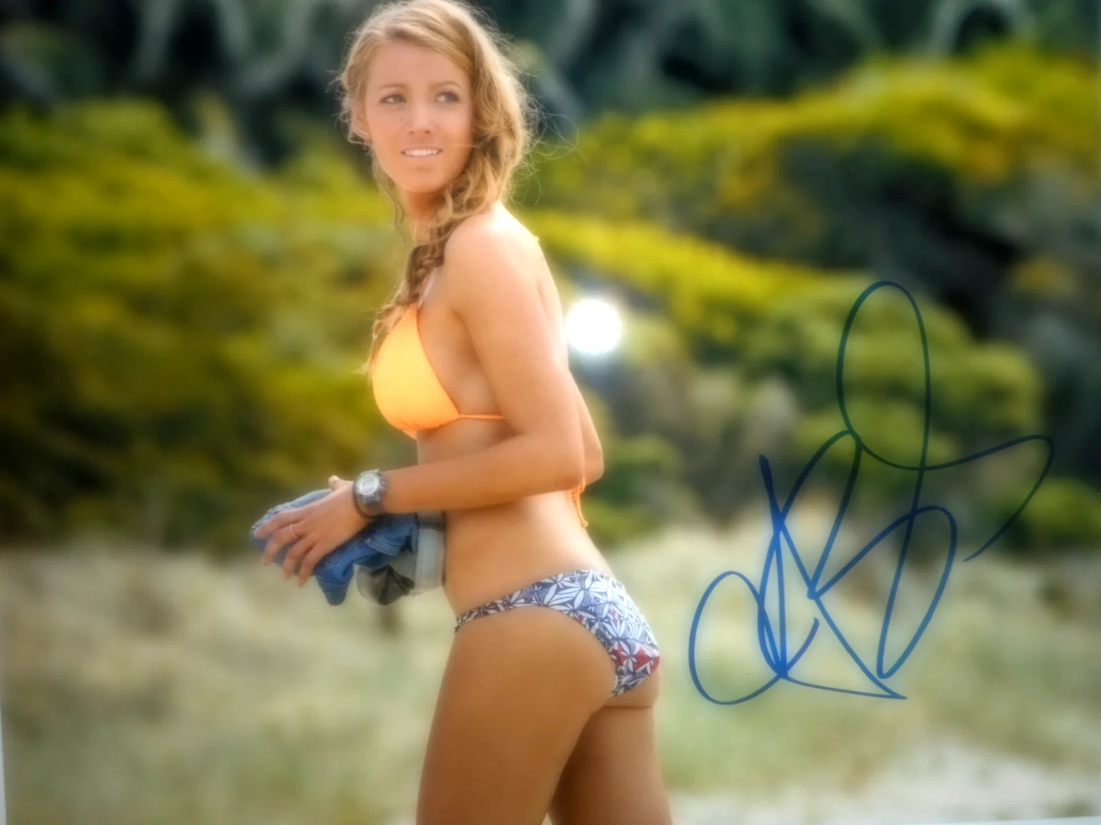 Blake Lively — Blake Lively signed THE SHALLOWS BEAUTIFUL Sexy Body 8x10 Photo W/COA & #d Holo