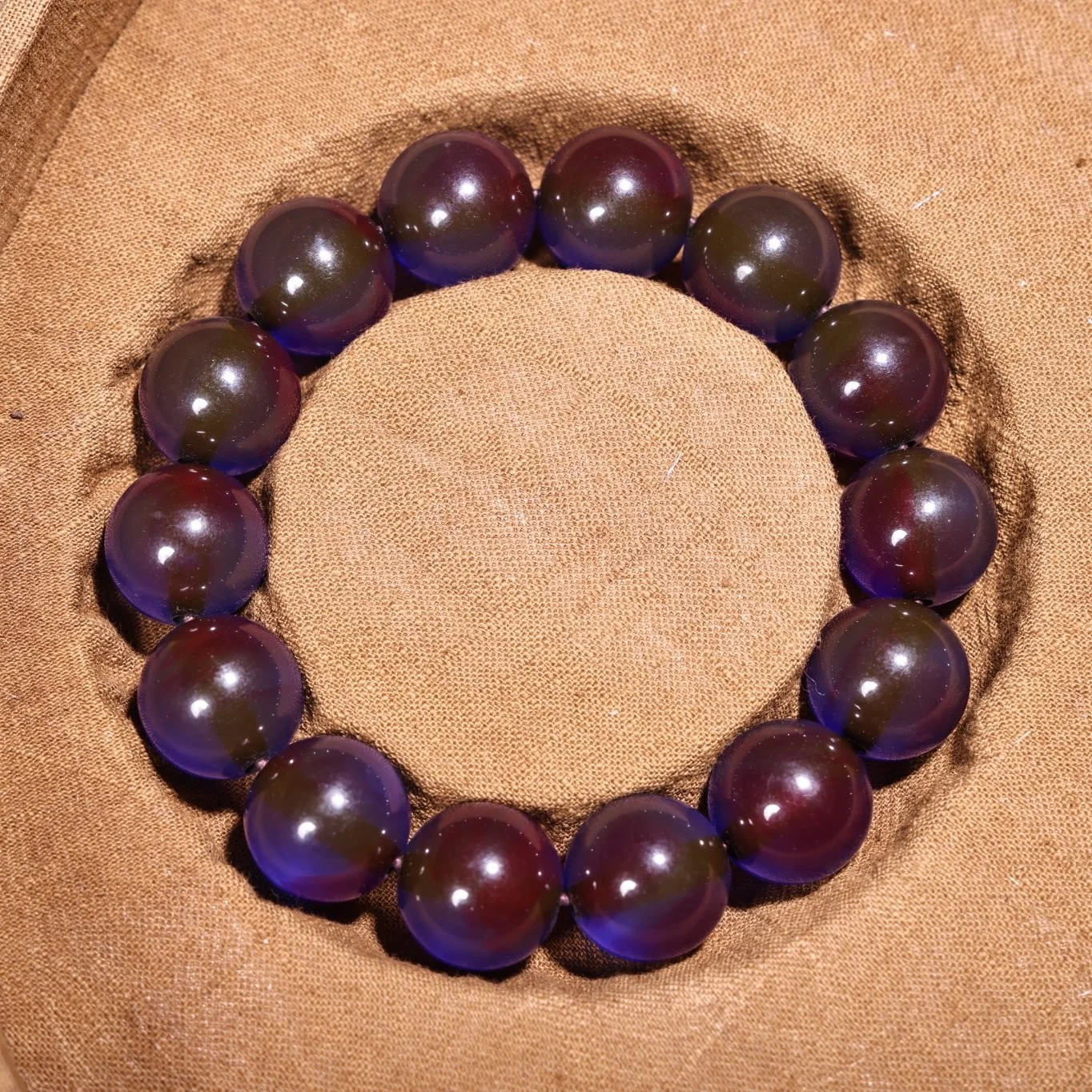 Qing Dynasty Palace Collected Agate Bracelets/Bracelet Diameter 1.6CM, image 4