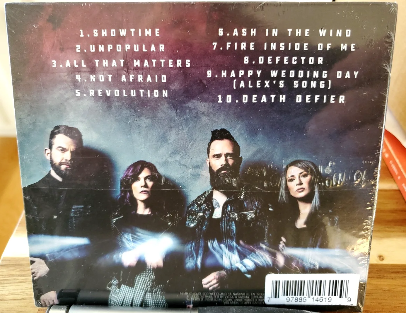 SKILLET SIGNED CD REVOLUTION AUTOGRAPHED FULL BAND 2025, image 5