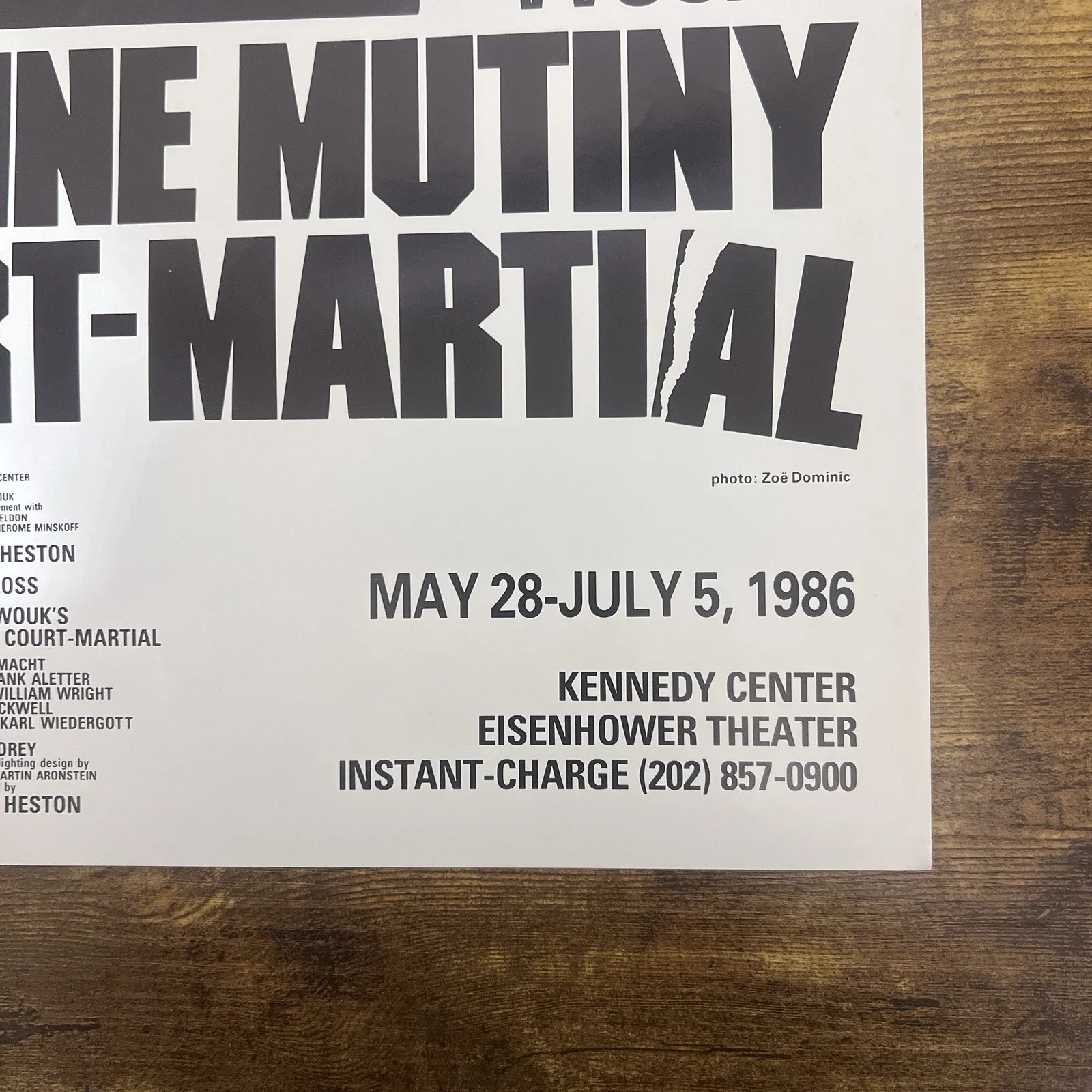 Charlton Heston & Ben Cross Signed 1986 Caine Mutiny Court-Martial Poster, изображение 2