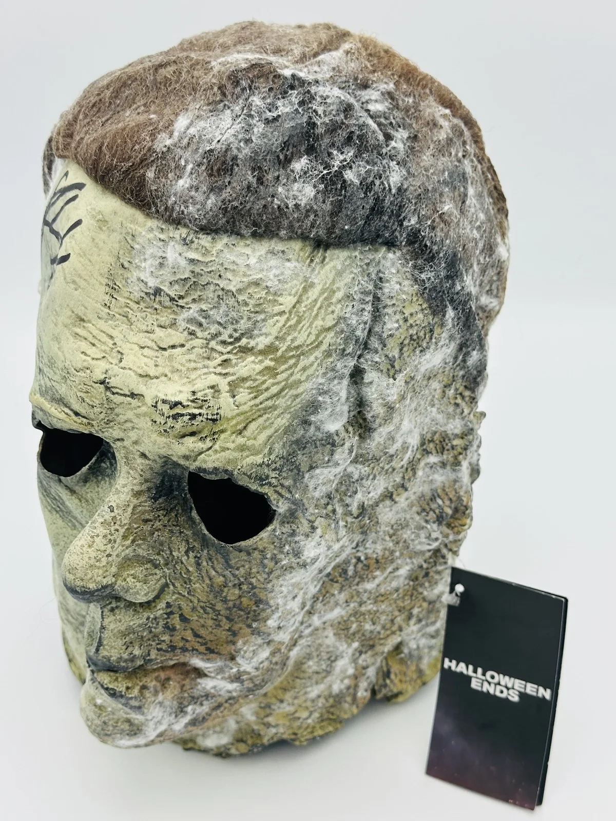 Rohan Campbell — Rohan Campbell signed Michael Myers licensed mask Halloween Ends autograph BAS 1, image 2