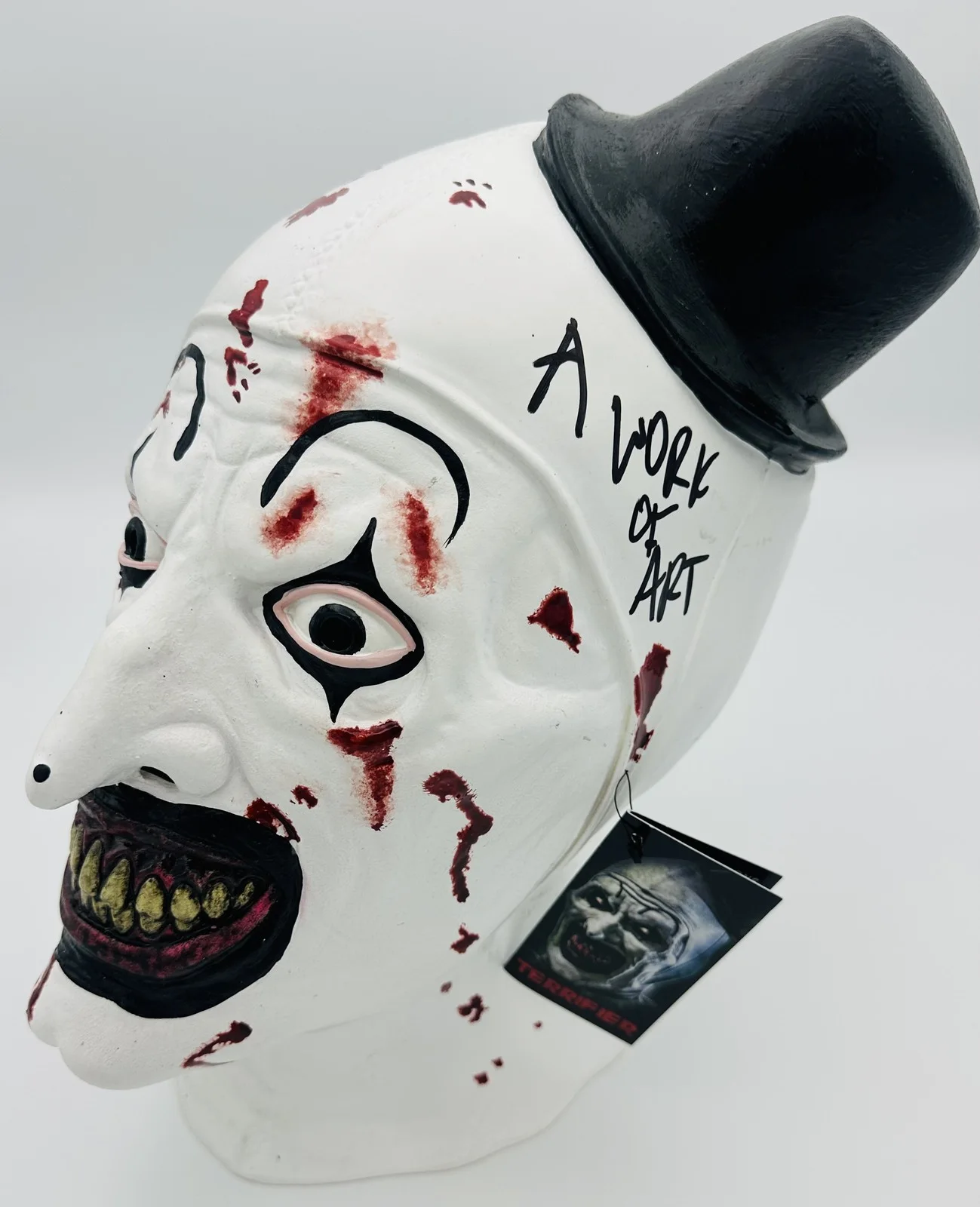Spencer Charnas — Spencer Charnas signed Art the Clown mask Terrifier A Work of Art BAS 651, изображение 2