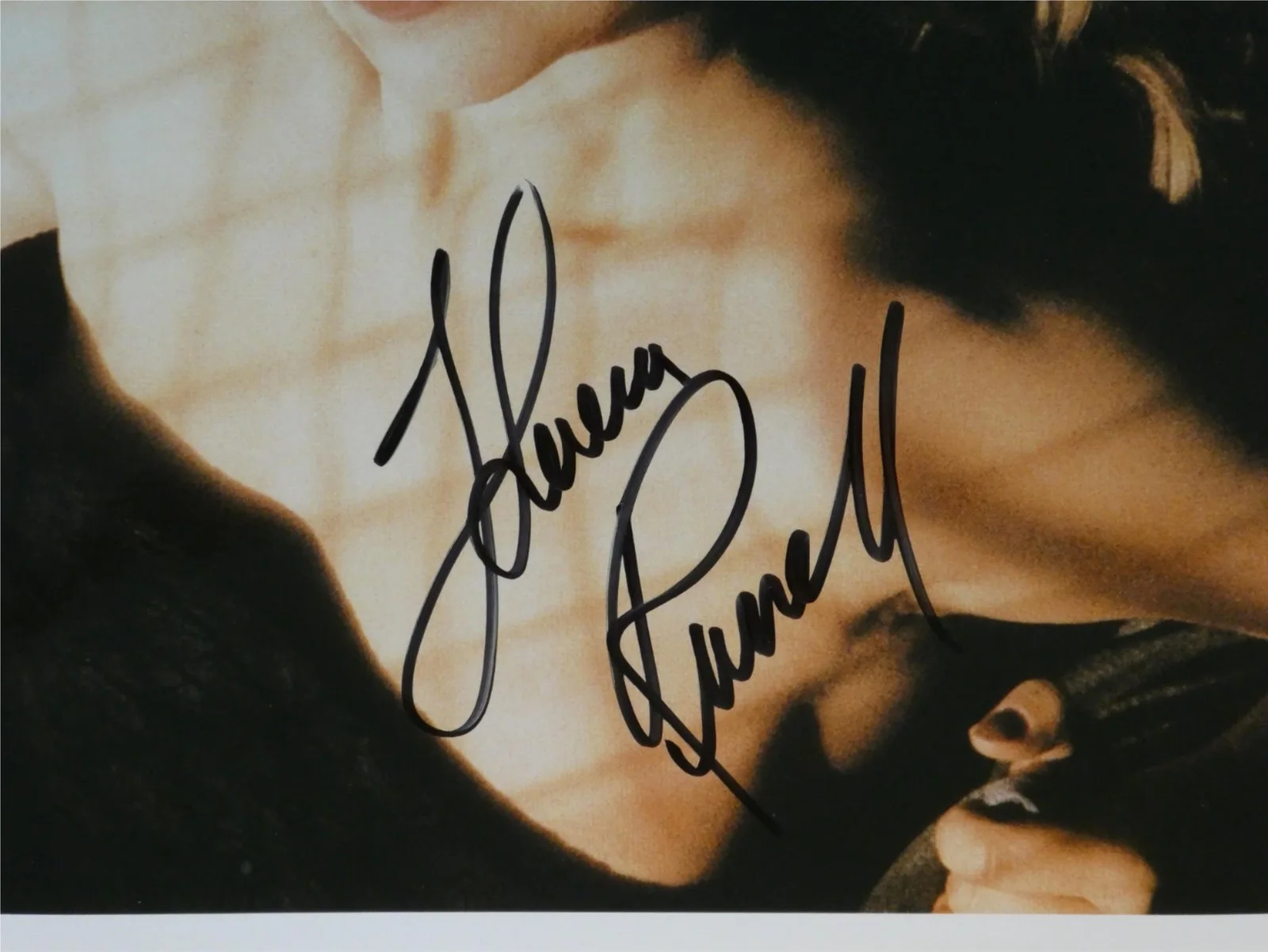 Theresa Russell — Theresa Russell Signed 8x10 Photo Autographed The Believer, image 2
