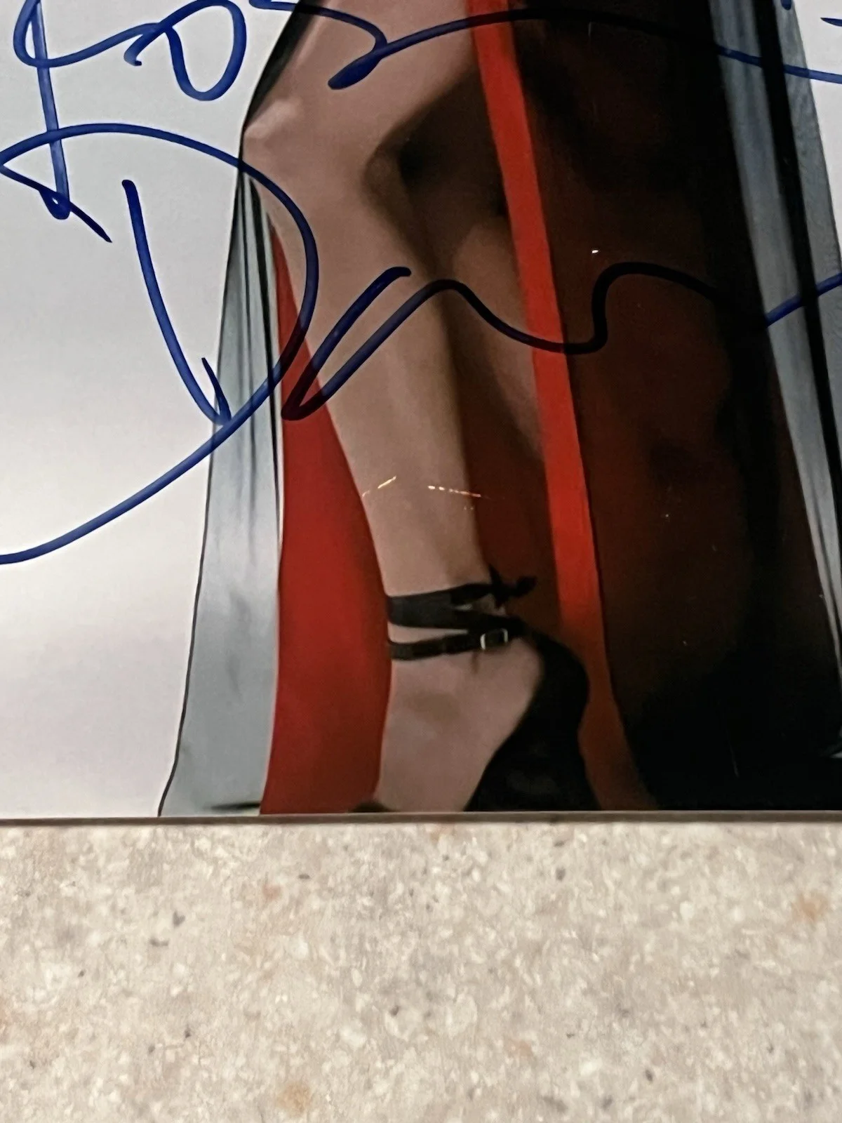 Rosario Dawson — Rosario Dawson Signed 8x10 Photo PSA / DNA COA Autograph Auto Sexy Hot Sin City, изображение 4