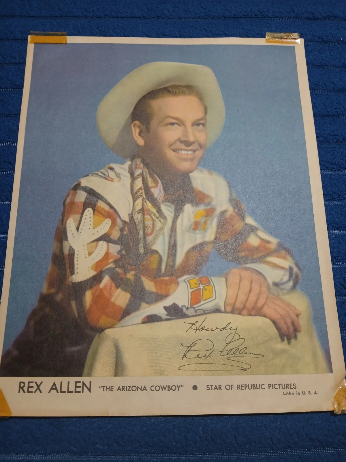 Rex Allen — Rex Allen Original Autographed Movie Photos Twilight in the Sierras Signed Lot, изображение 3