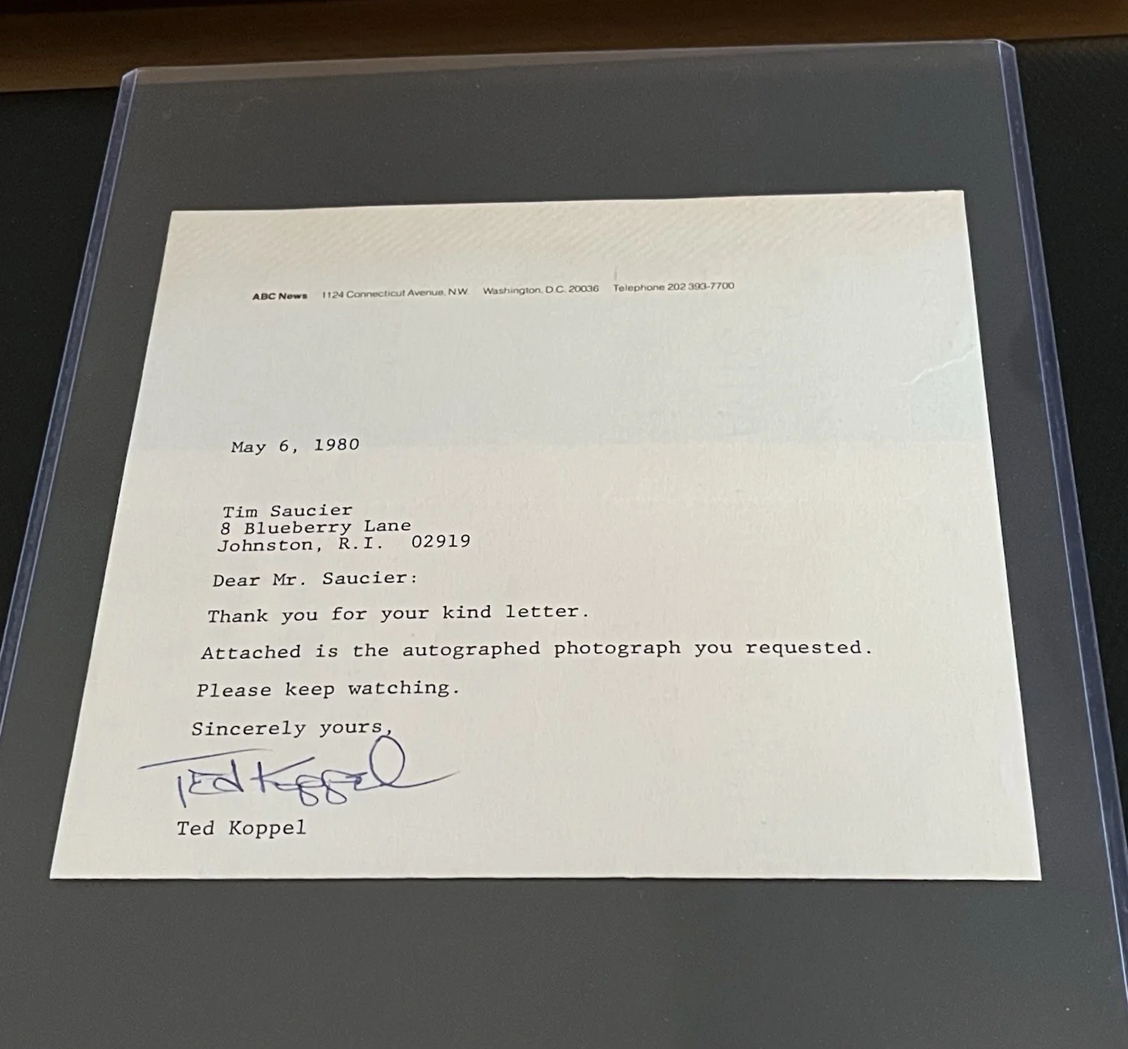 Ted Koppel — Ted Koppel ABC News Legendary Anchor Signed Original Letter w/ Top Loader & COA, изображение 3