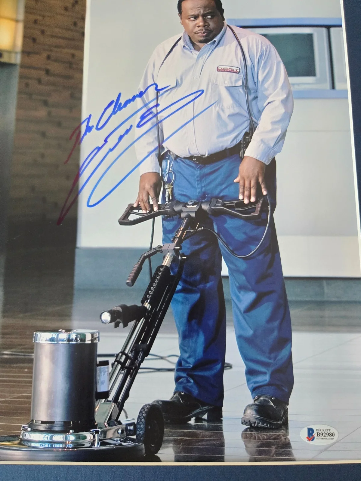 Cedric the Entertainer Signed Photo Framed 16x20 Display BECKETT BAS The Cleaner, изображение 2