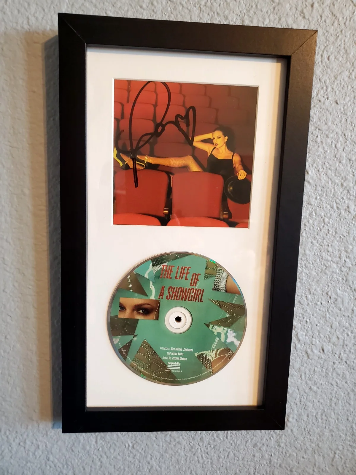 Taylor Swift The Life Of A Showgirl Signed Cd 4 Double Cat Heart, изображение 2